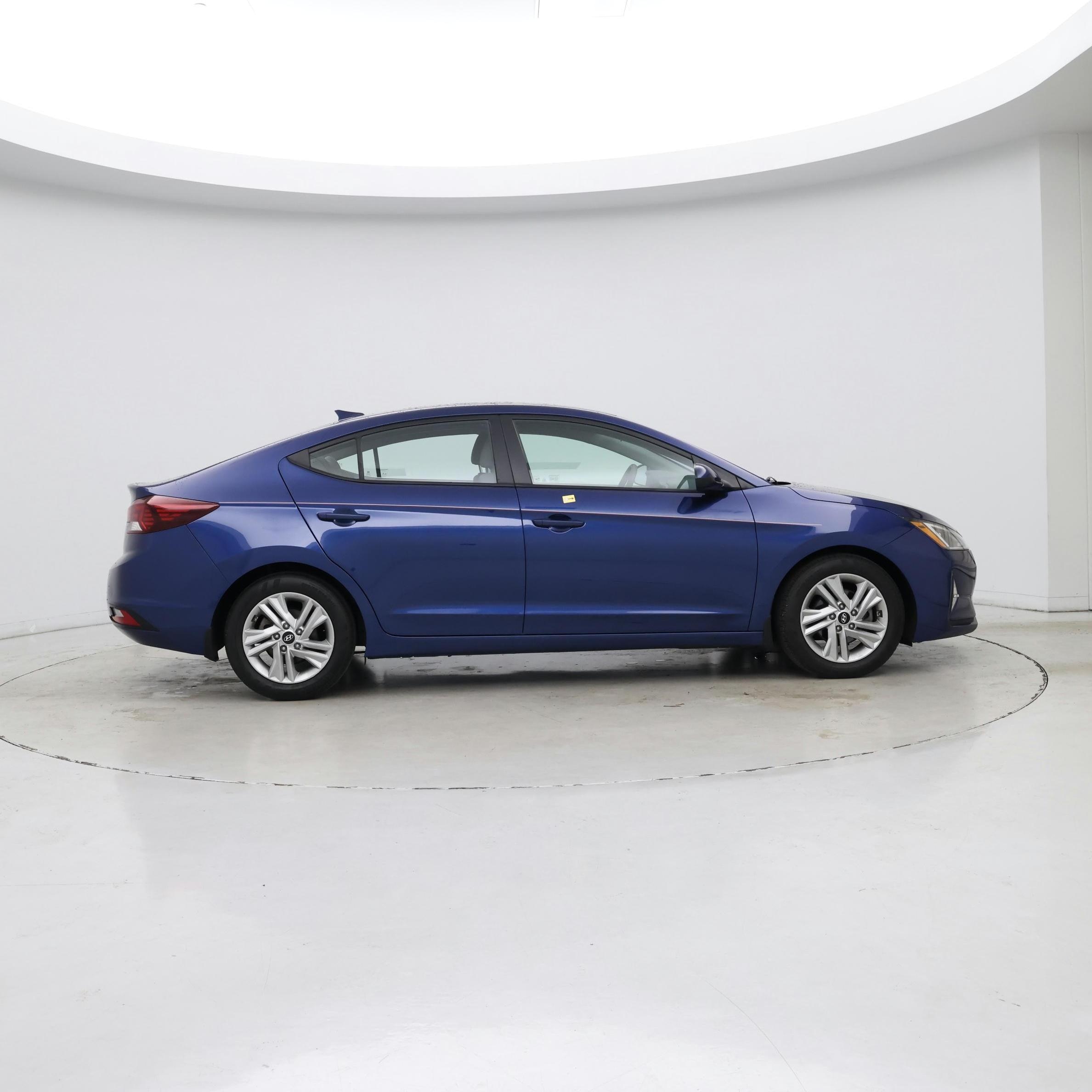 Thumbnail: 2020 Hyundai Elantra - 7