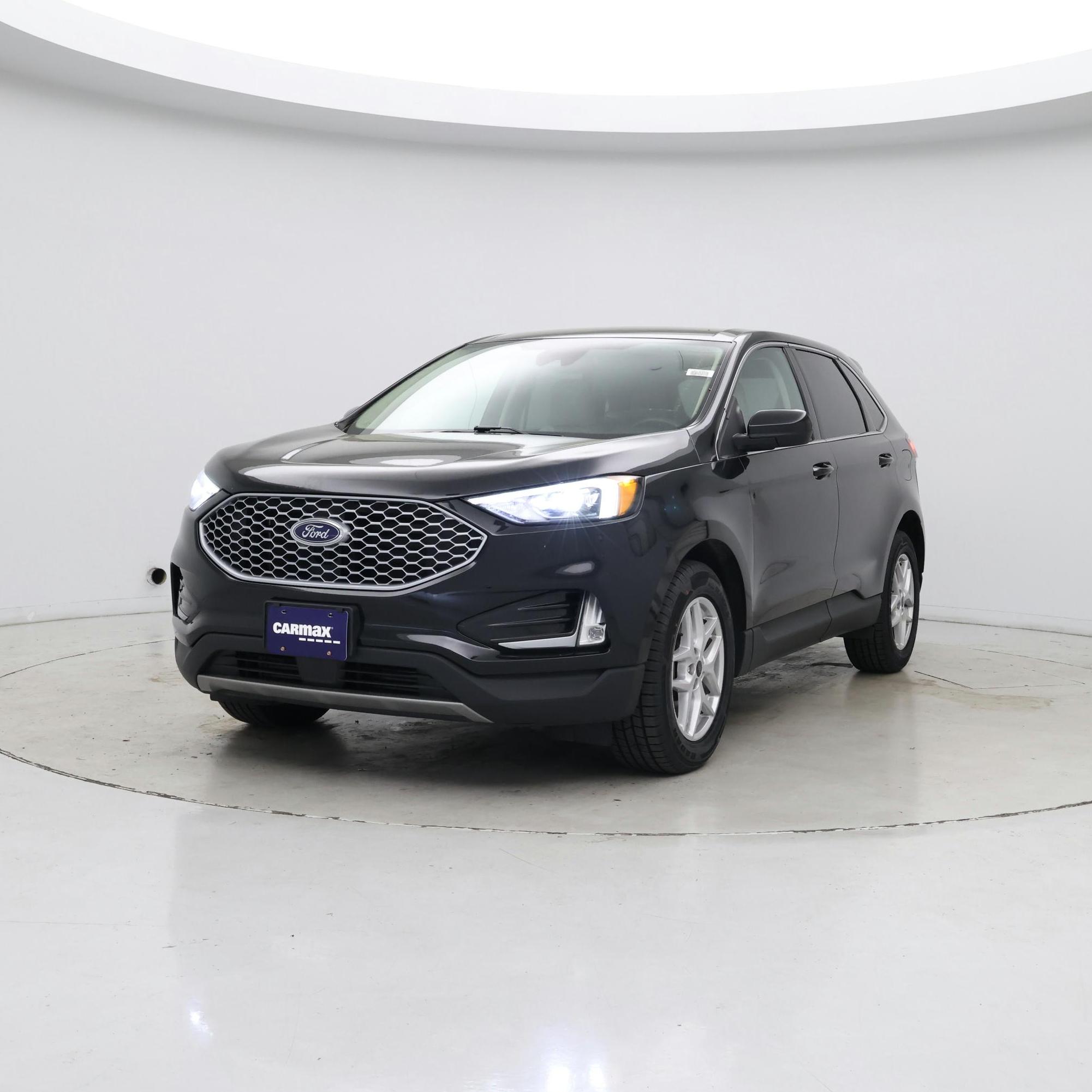 Thumbnail: 2023 Ford Edge - 4