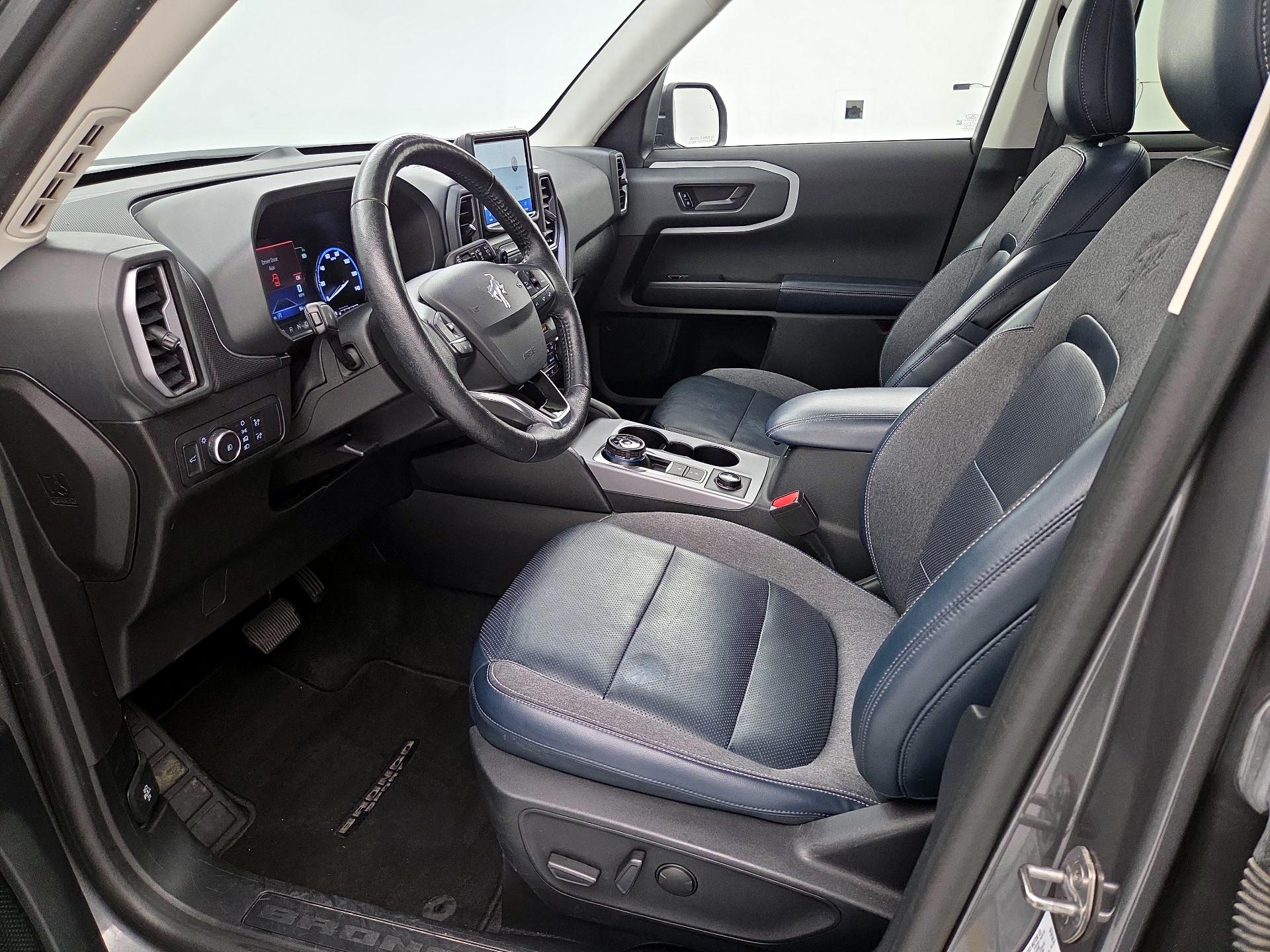 Thumbnail: 2021 Ford Bronco Sport - 11