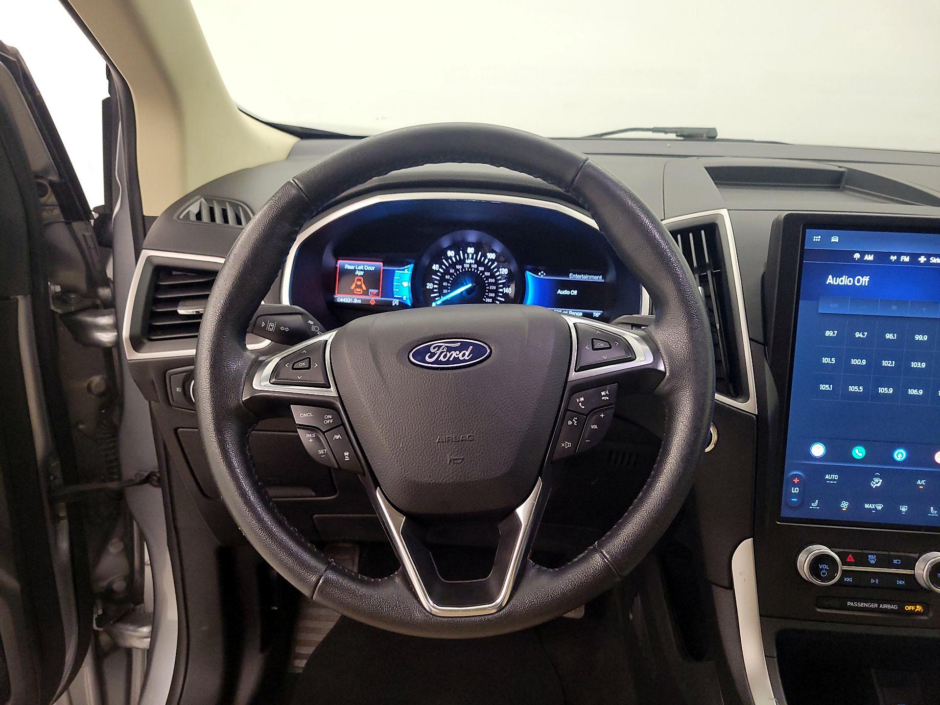 Thumbnail: 2021 Ford Edge - 10
