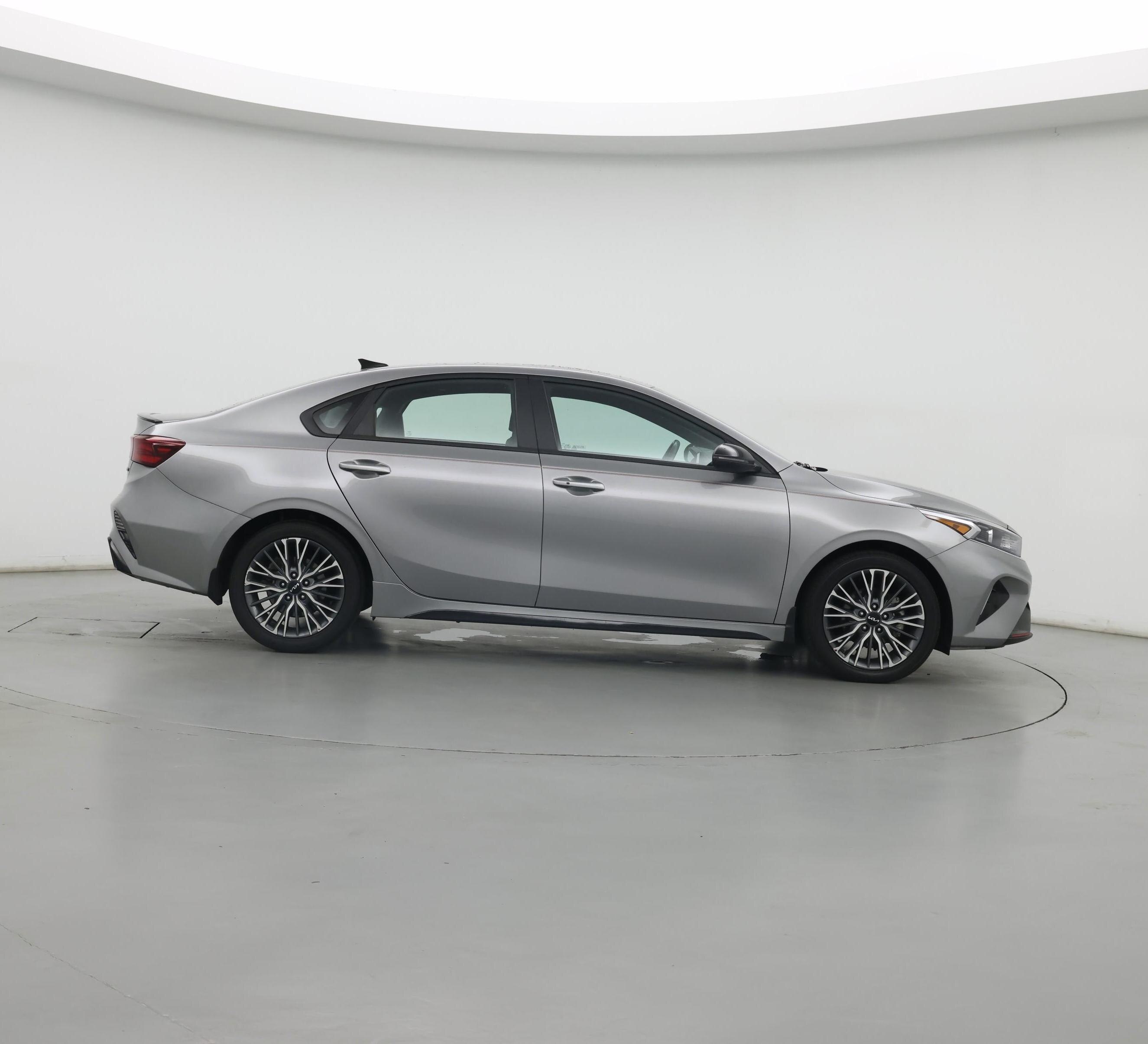 Thumbnail: 2023 Kia Forte - 7