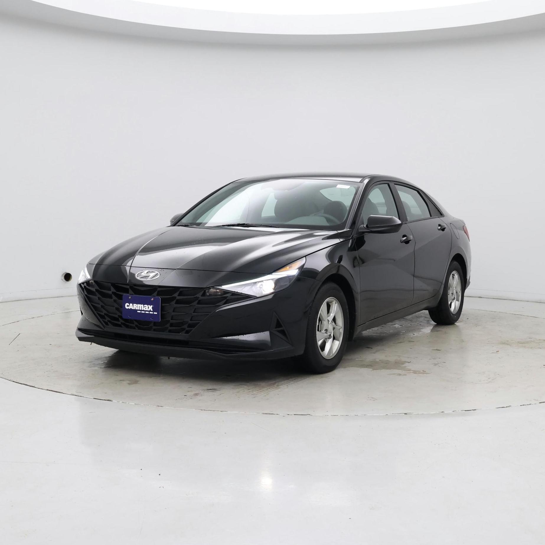 Thumbnail: 2023 Hyundai Elantra - 4