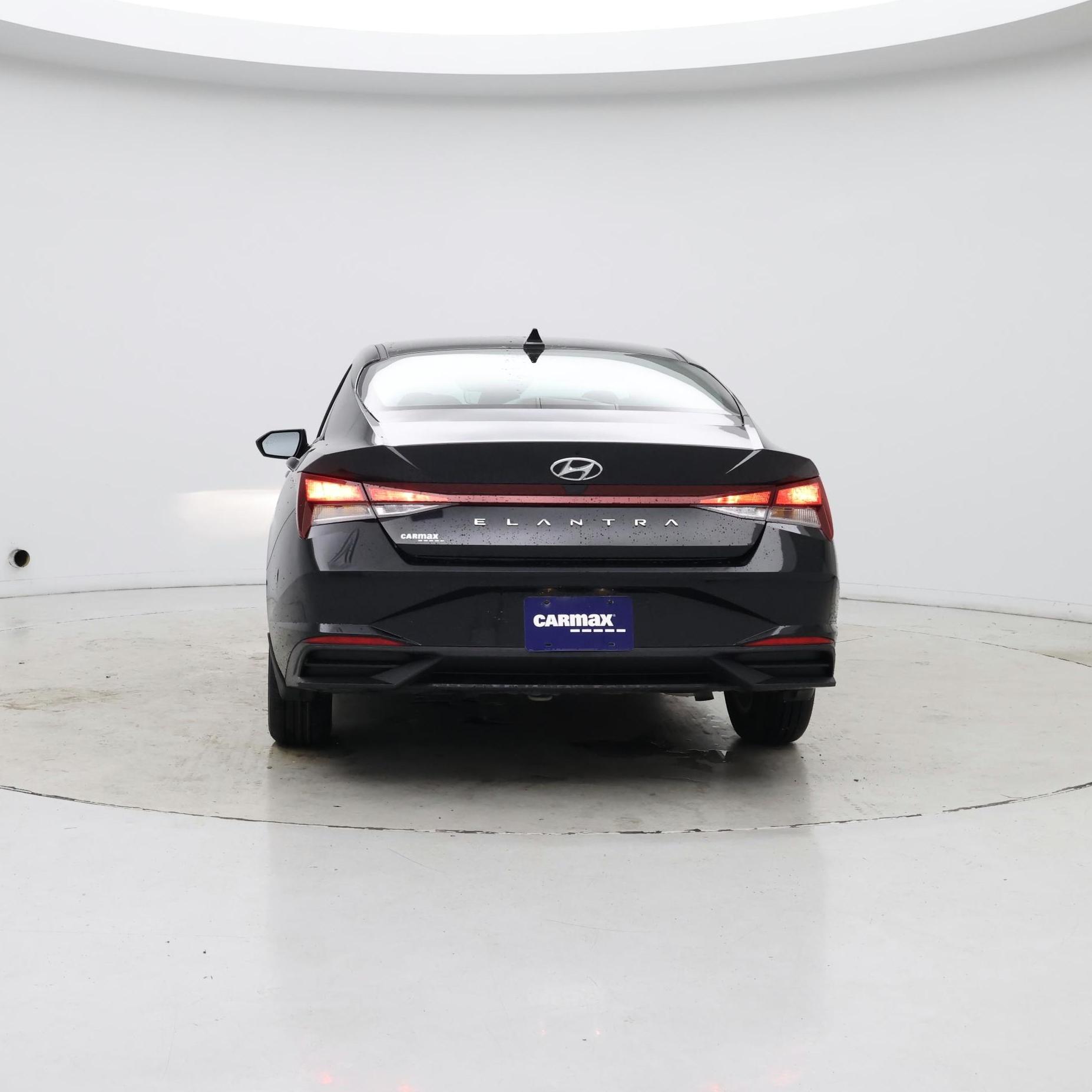 Thumbnail: 2023 Hyundai Elantra - 6