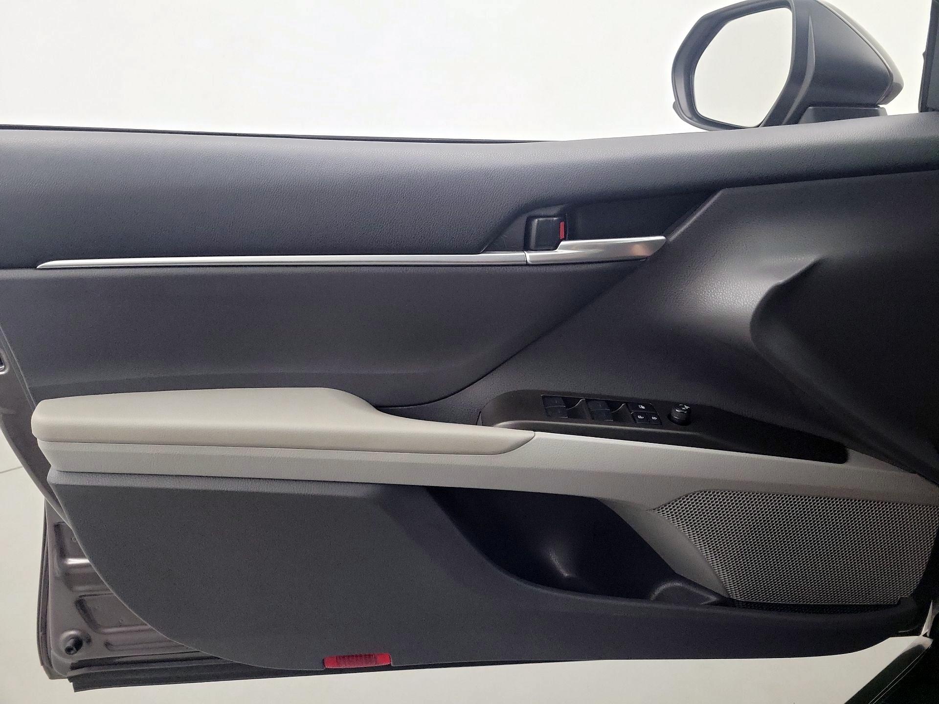 Thumbnail: 2024 Toyota Camry - 12