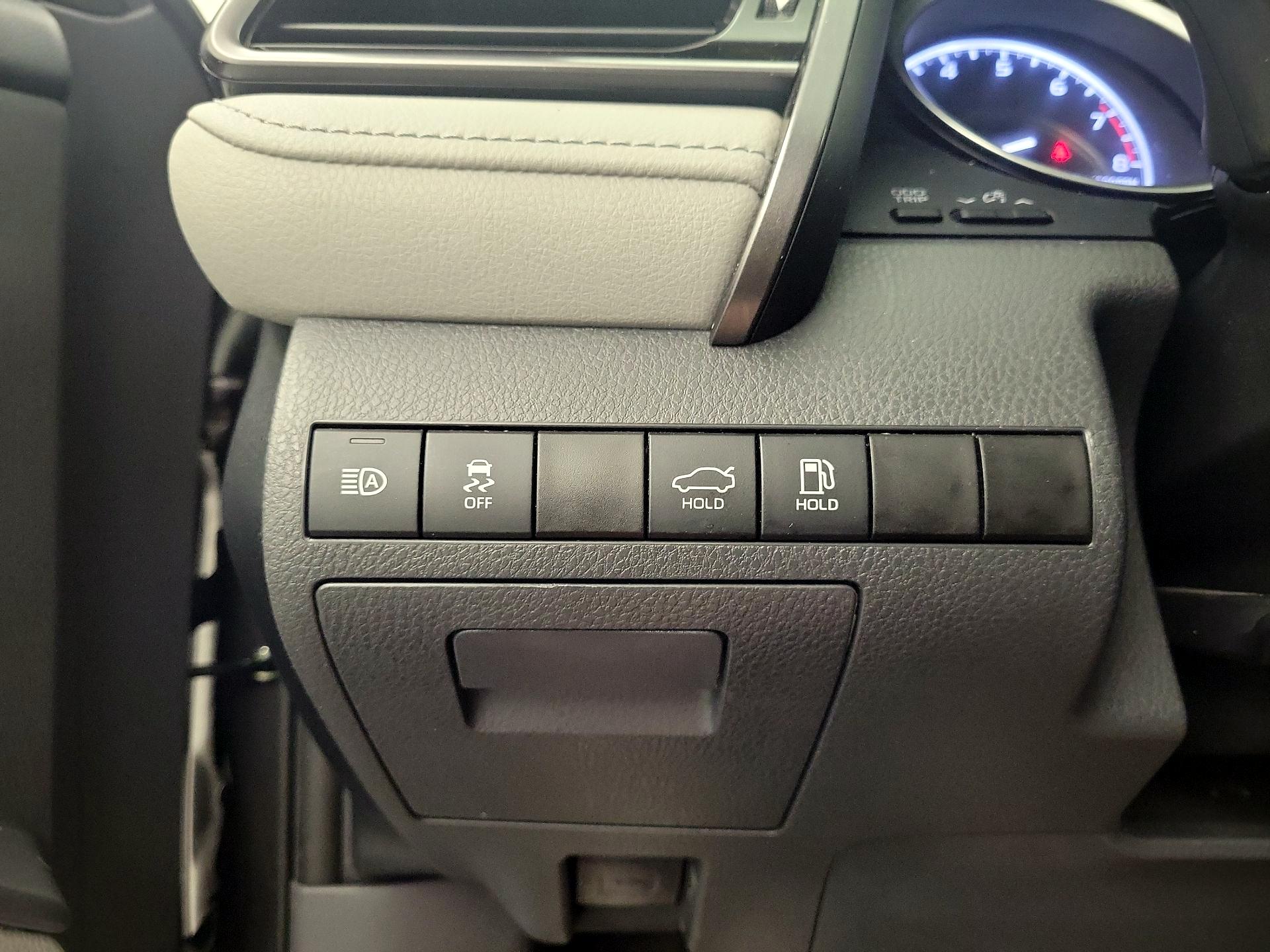 Thumbnail: 2024 Toyota Camry - 13