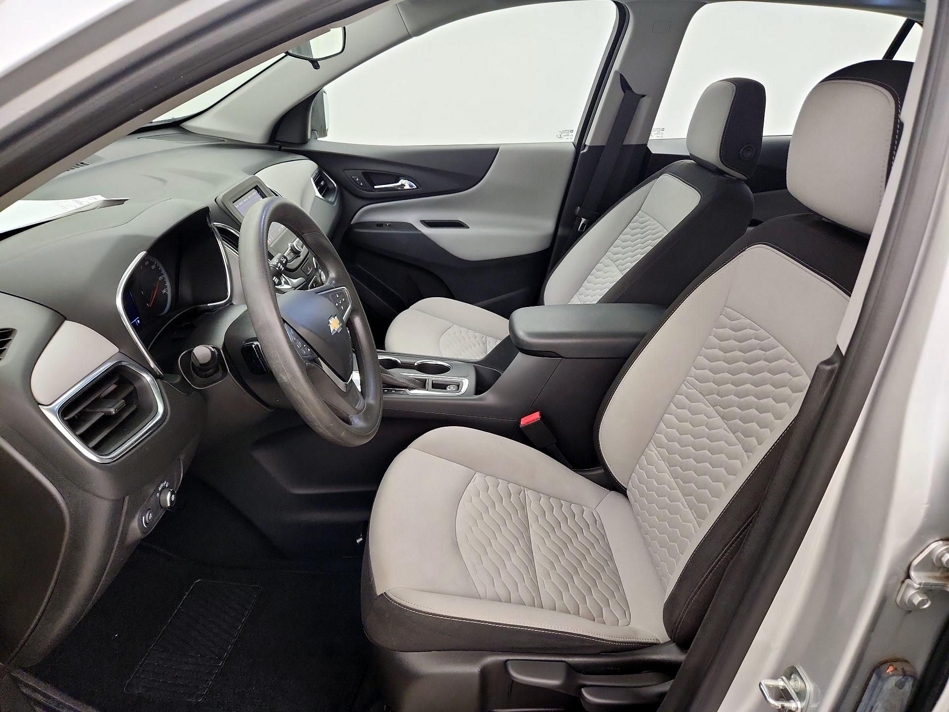 Thumbnail: 2021 Chevrolet Equinox - 9