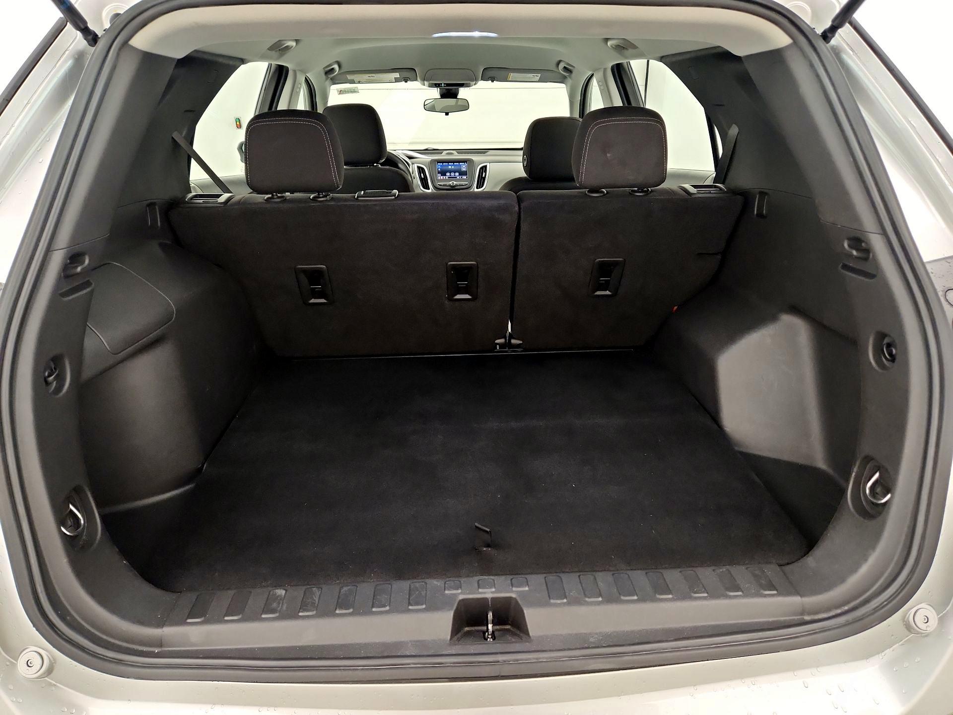 Thumbnail: 2021 Chevrolet Equinox - 18