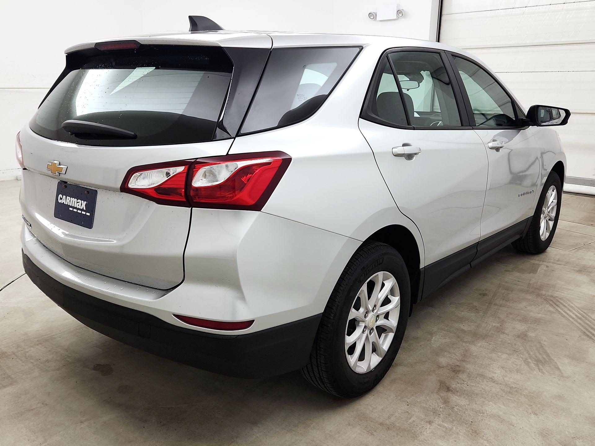 Thumbnail: 2021 Chevrolet Equinox - 5