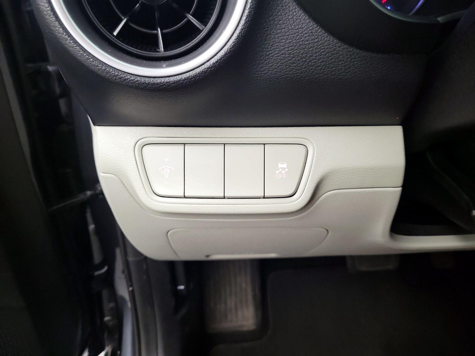 2022 Kia FORTE LXS - Photo 14