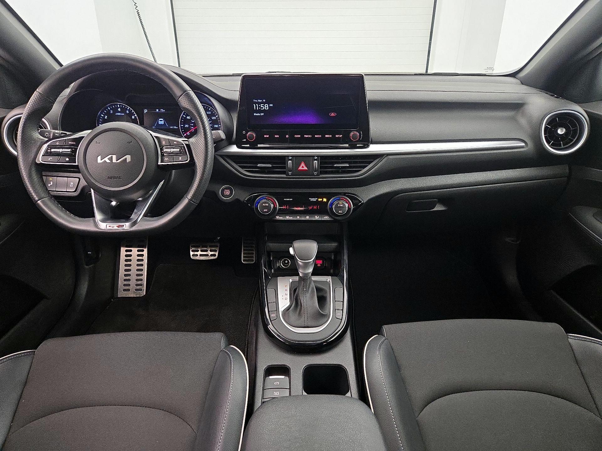 Thumbnail: 2023 Kia Forte - 9