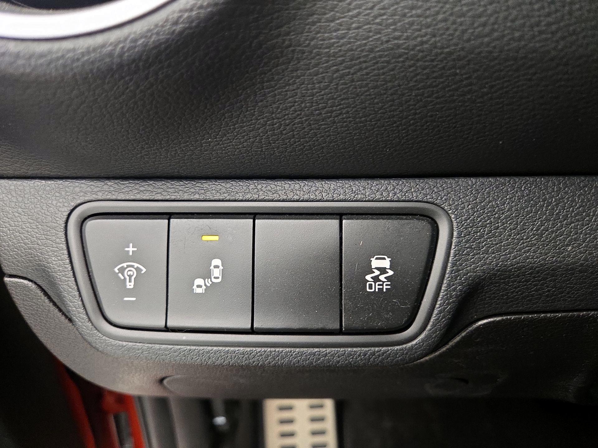 Thumbnail: 2023 Kia Forte - 13