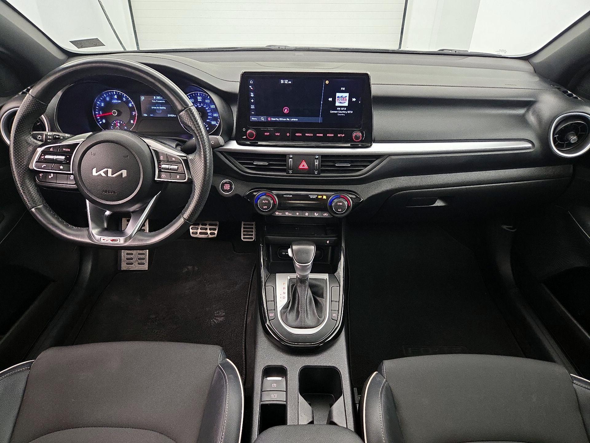 Thumbnail: 2023 Kia Forte - 9