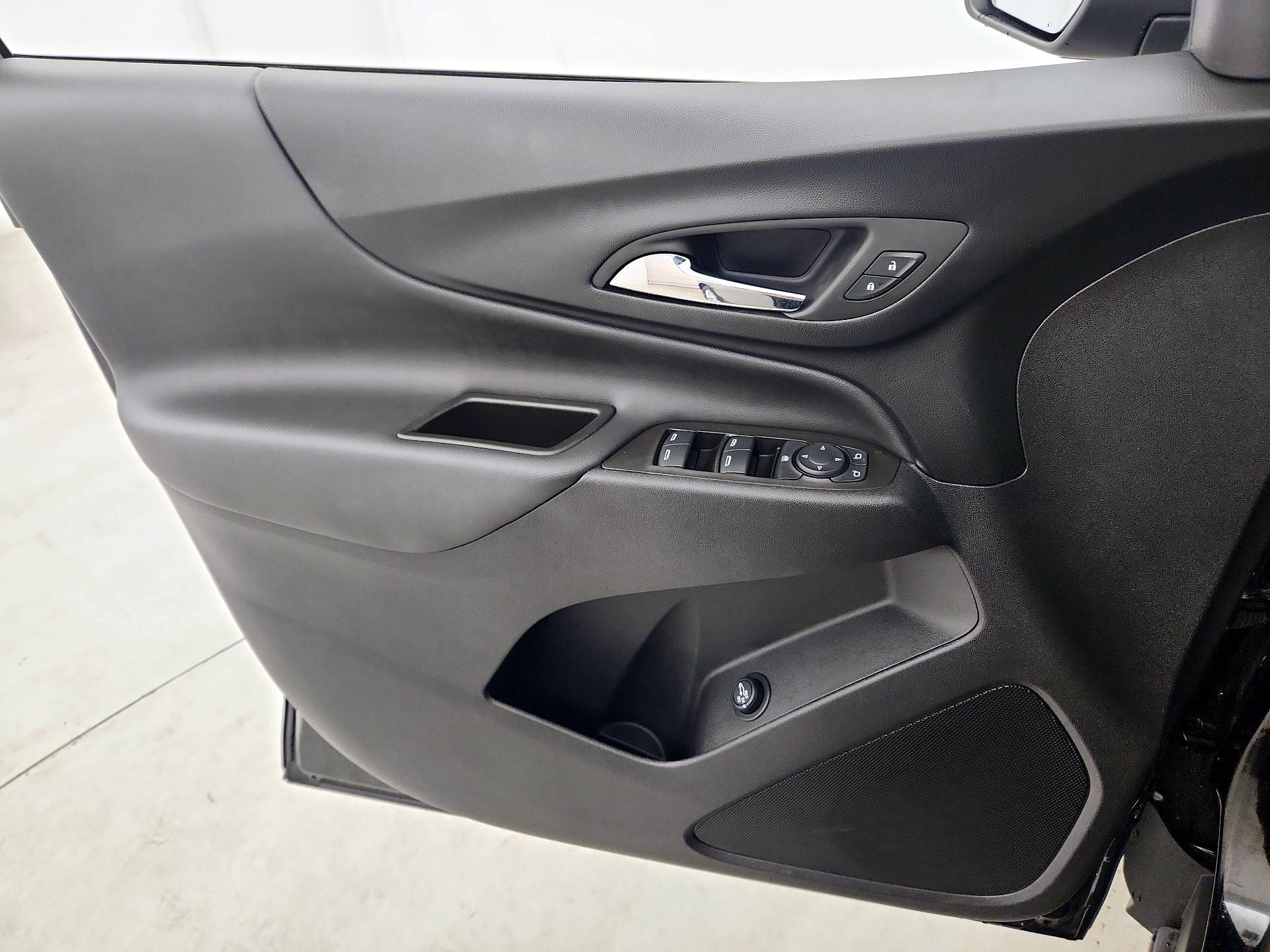 Thumbnail: 2023 Chevrolet Equinox - 12