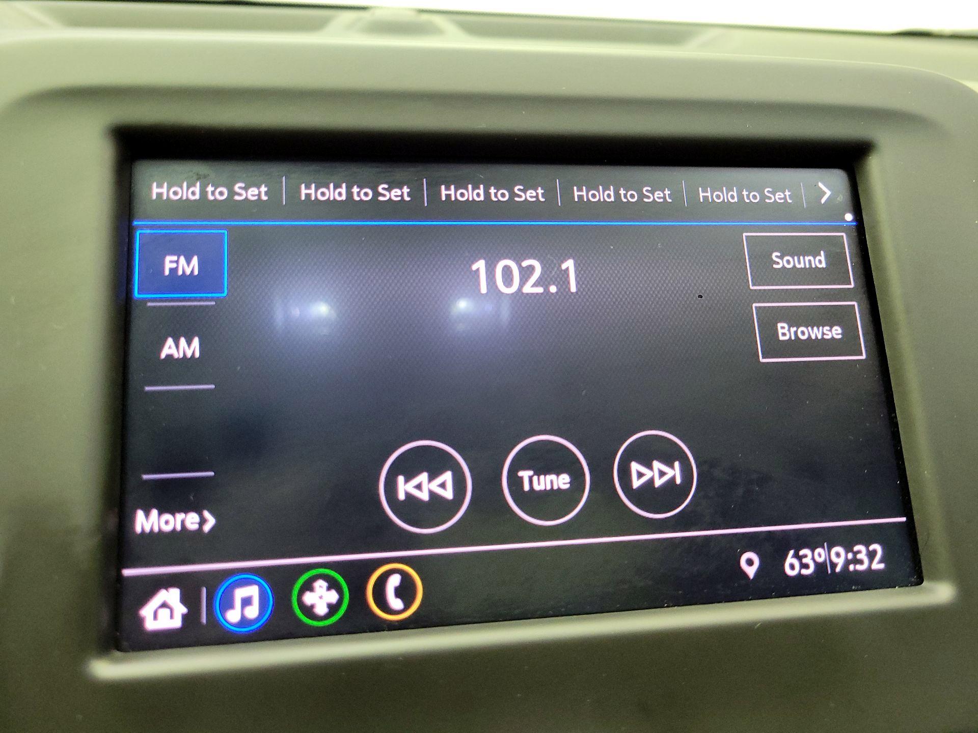 Thumbnail: 2021 Chevrolet Equinox - 15