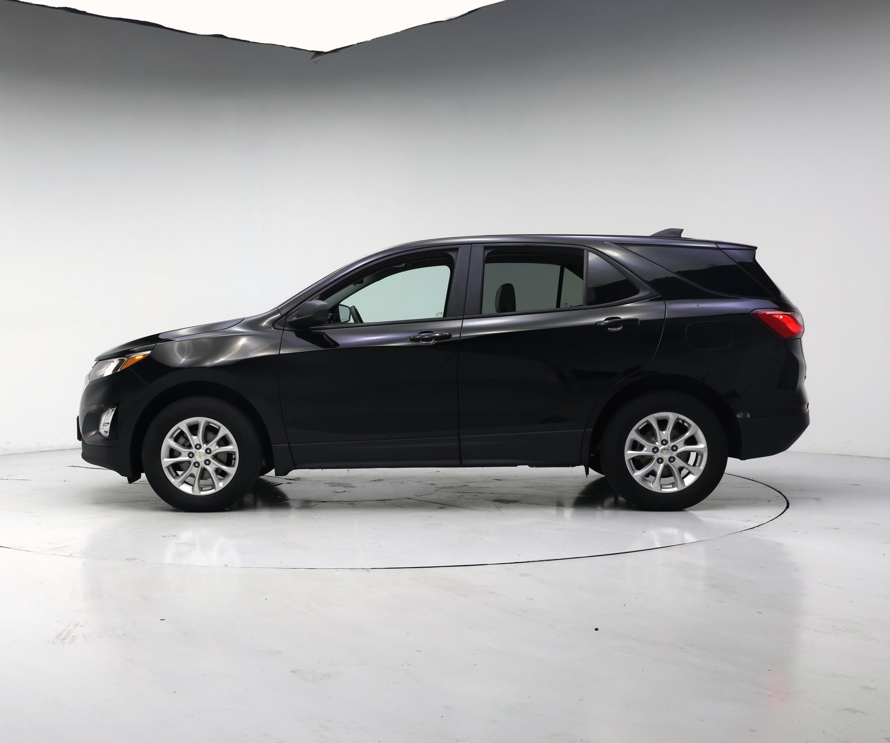 Thumbnail: 2021 Chevrolet Equinox - 3