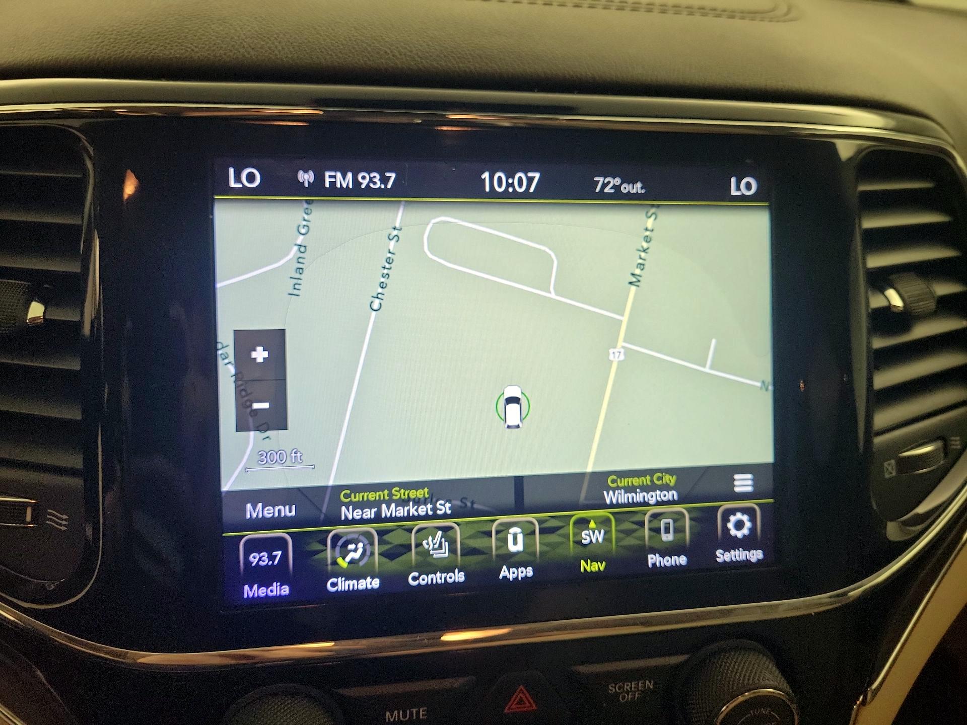 Thumbnail: 2020 Jeep Grand Cherokee - 14