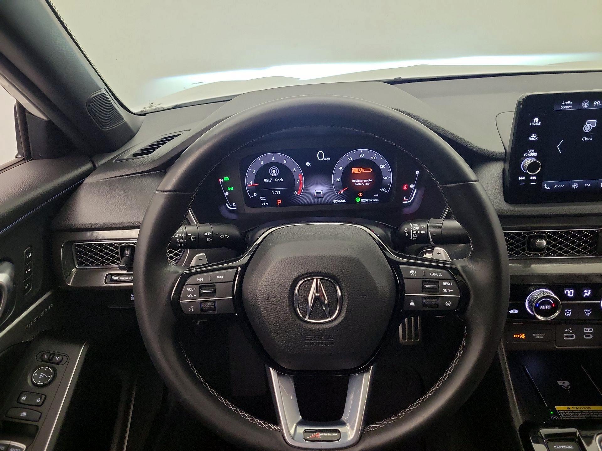 Thumbnail: 2023 Acura Integra - 10