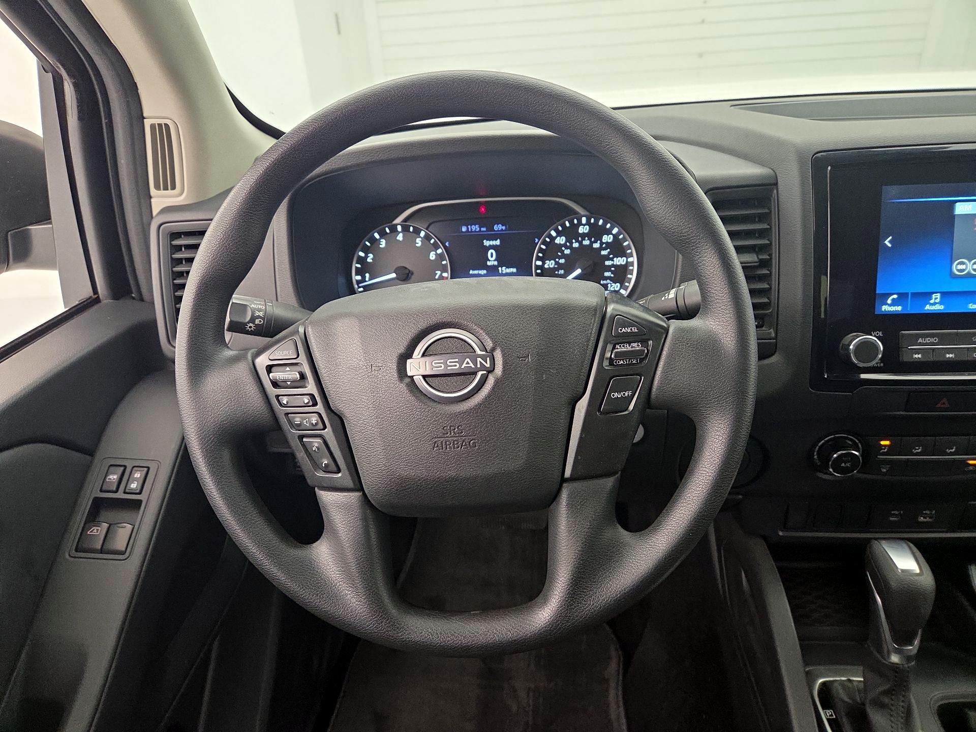 Thumbnail: 2022 Nissan Frontier - 10