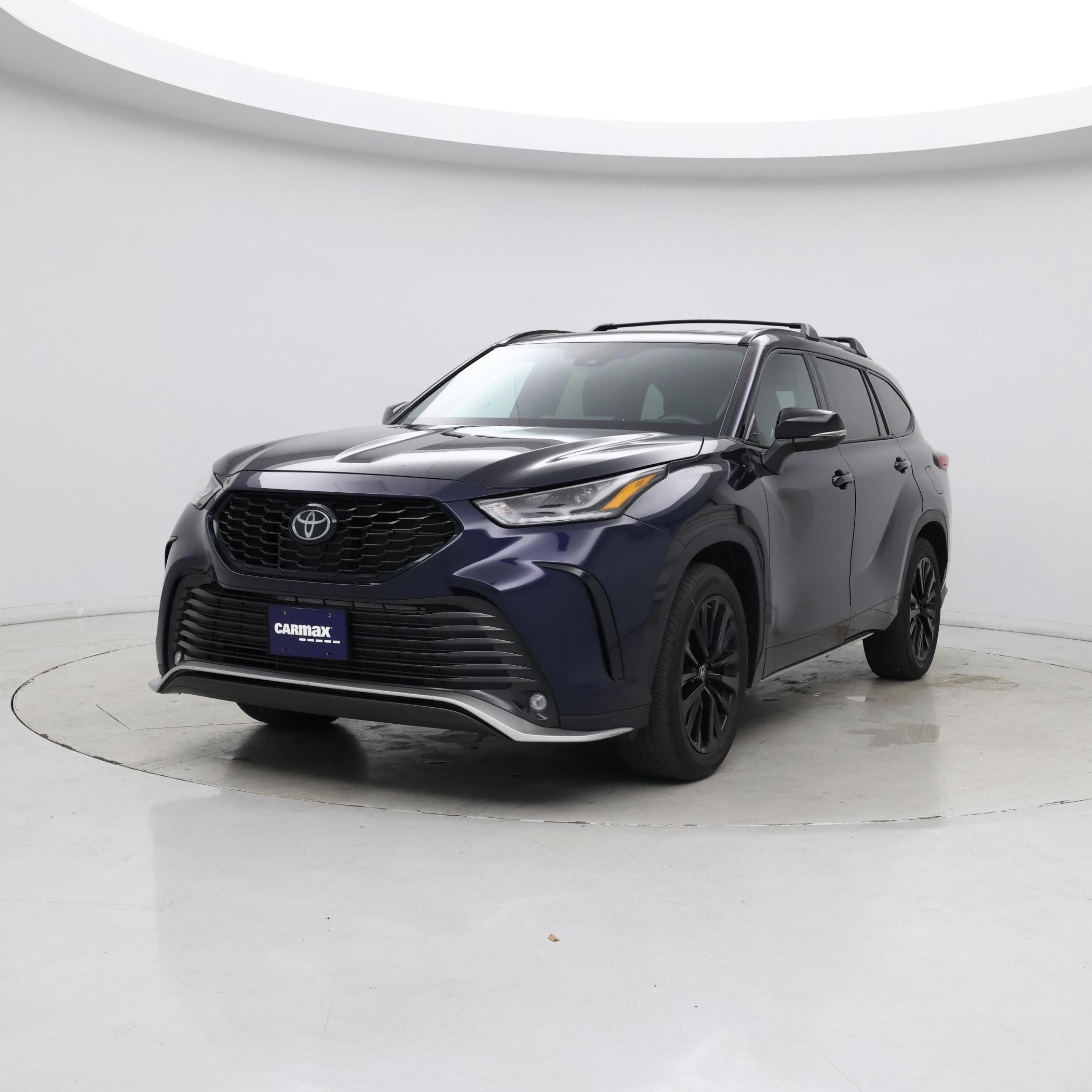 Thumbnail: 2023 Toyota Highlander - 4