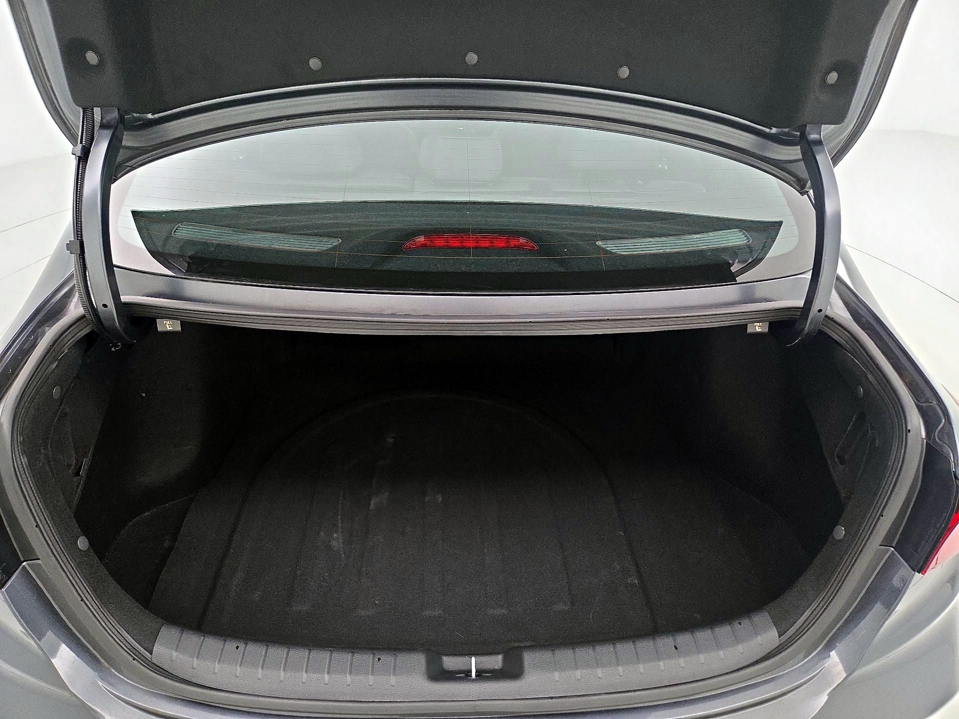 Thumbnail: 2023 Kia Forte - 20