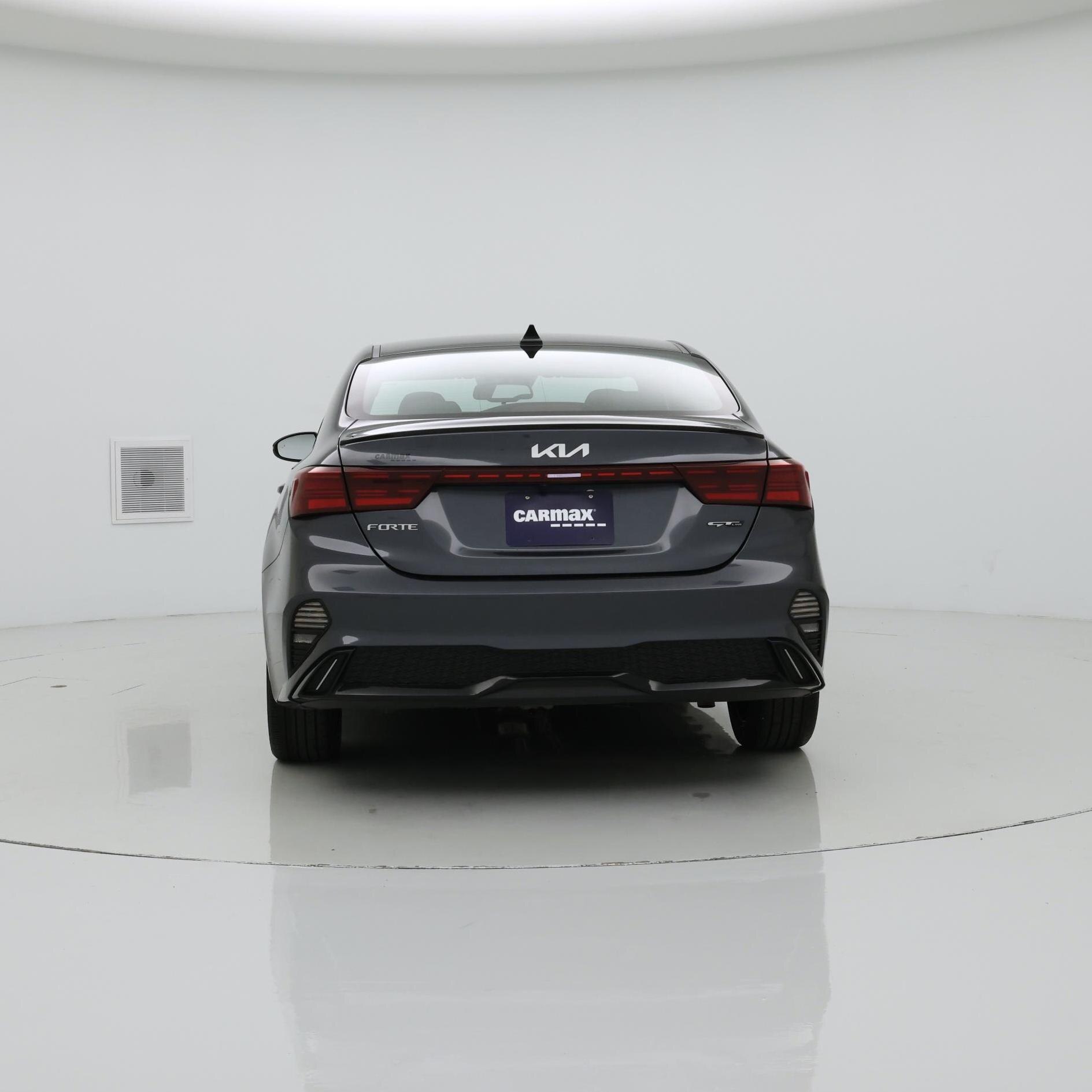 Thumbnail: 2023 Kia Forte - 6