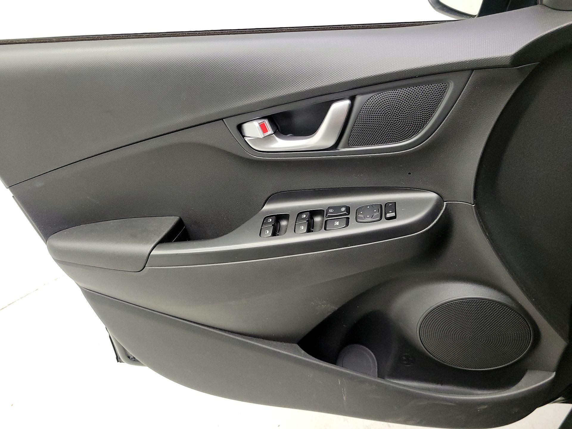 Thumbnail: 2022 Hyundai Kona - 12