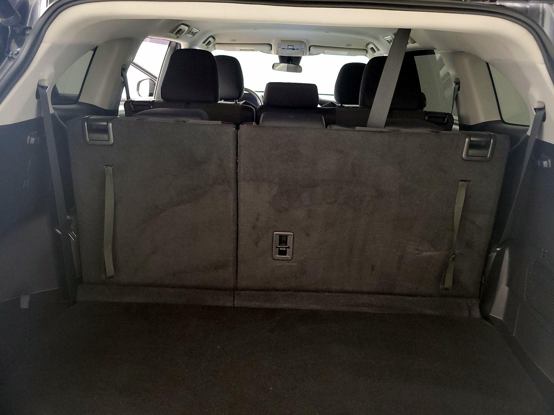 Thumbnail: 2023 Toyota Highlander - 20