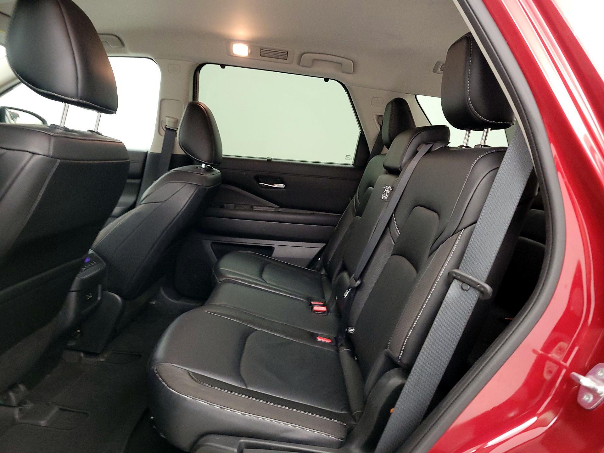 Thumbnail: 2022 Nissan Pathfinder - 19