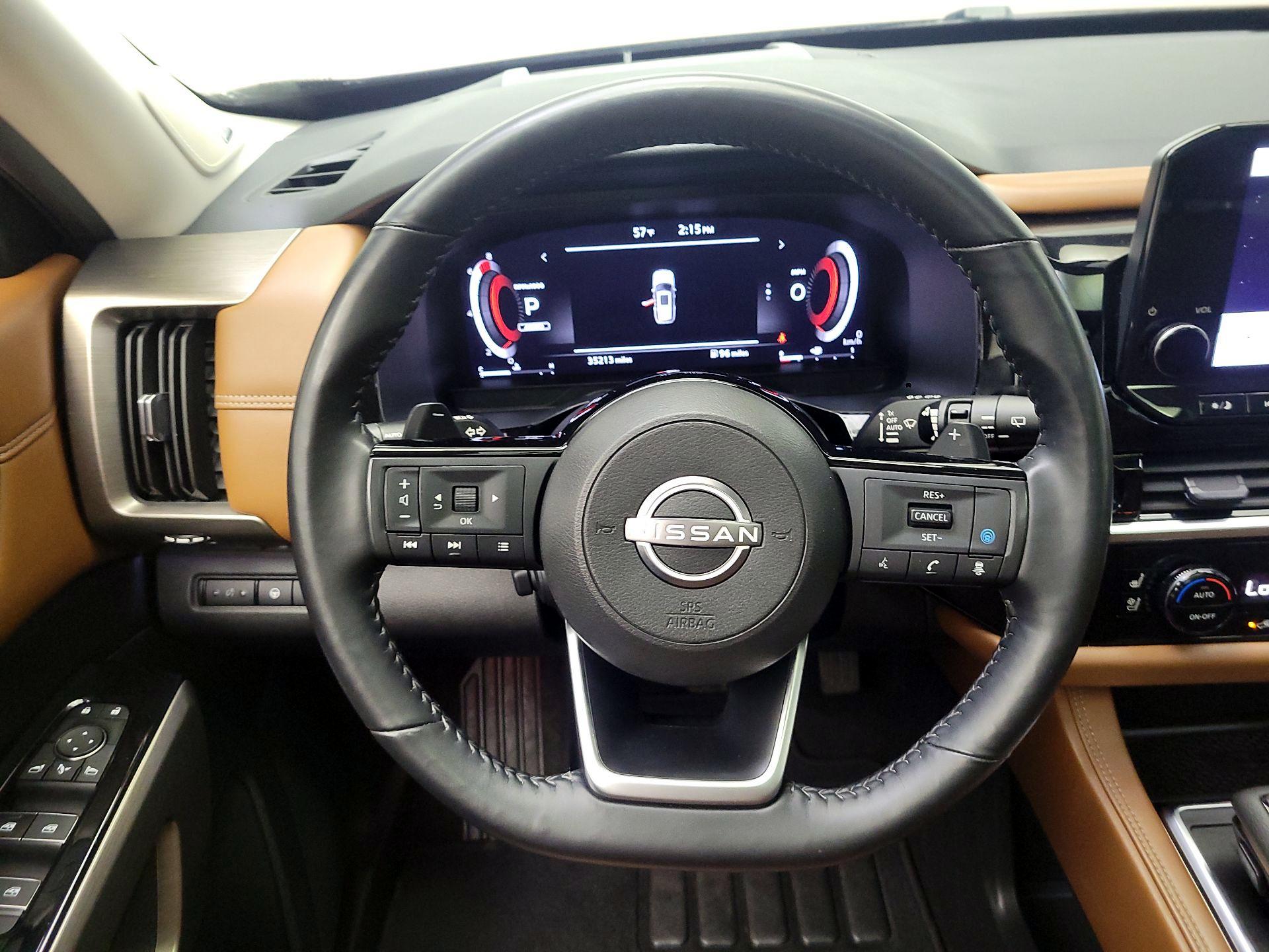 Thumbnail: 2023 Nissan Pathfinder - 10