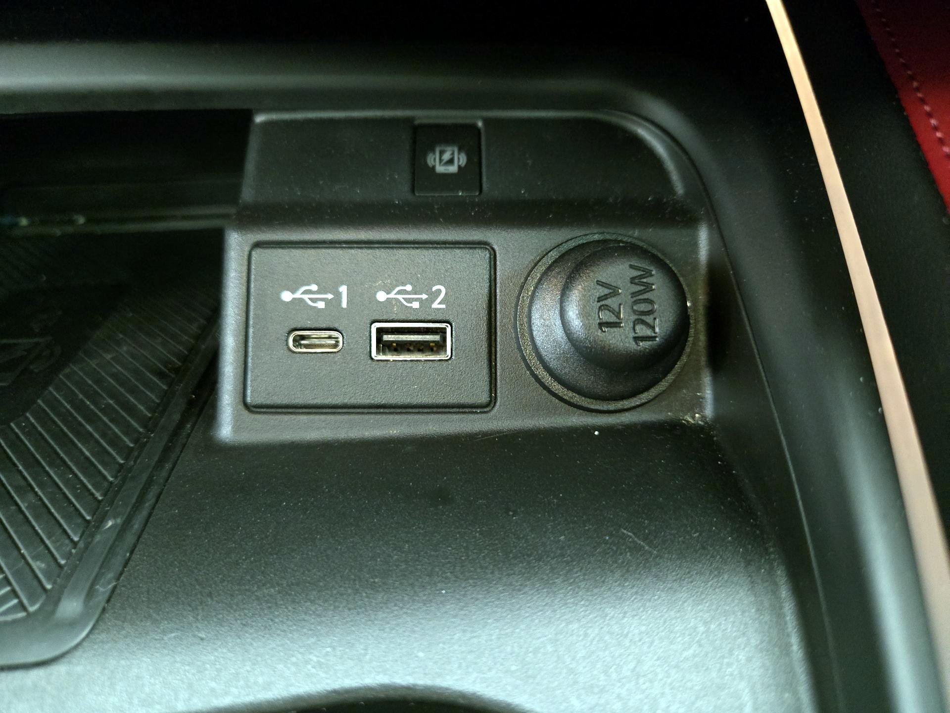 Thumbnail: 2023 INFINITI QX50 - 19