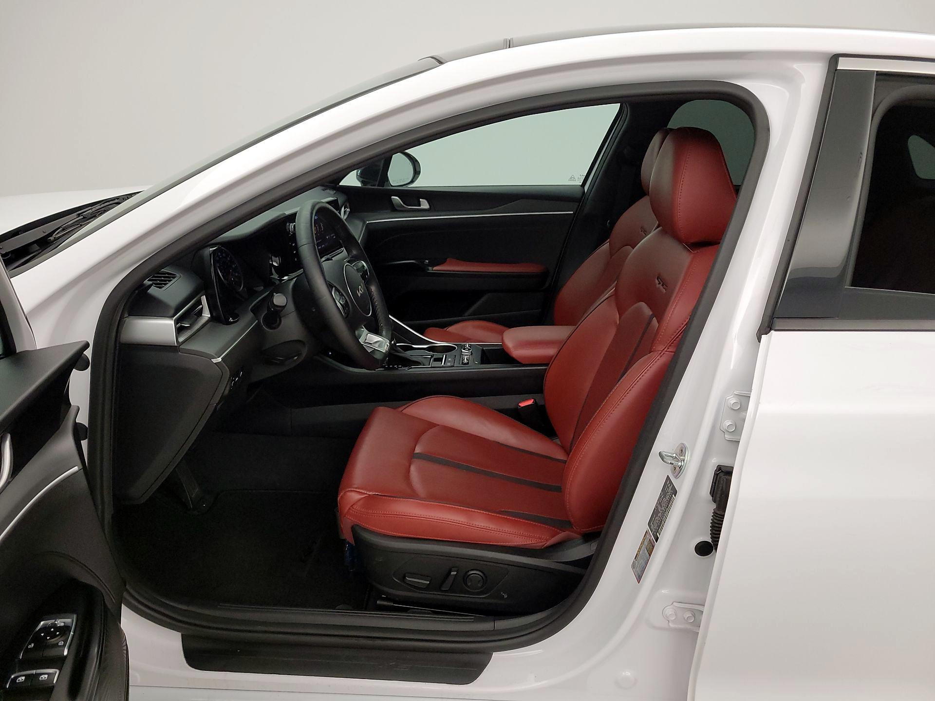 Thumbnail: 2022 Kia K5 - 11