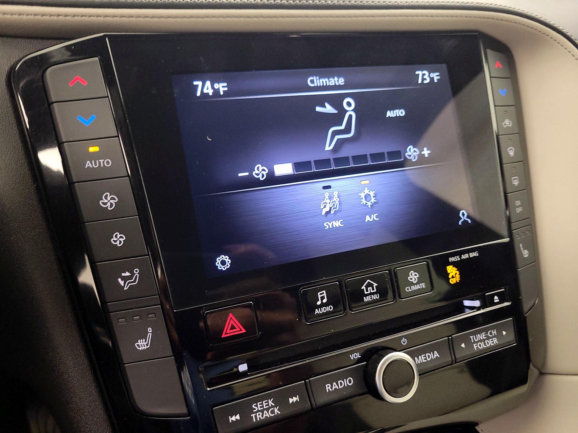 Thumbnail: 2023 INFINITI QX55 - 16