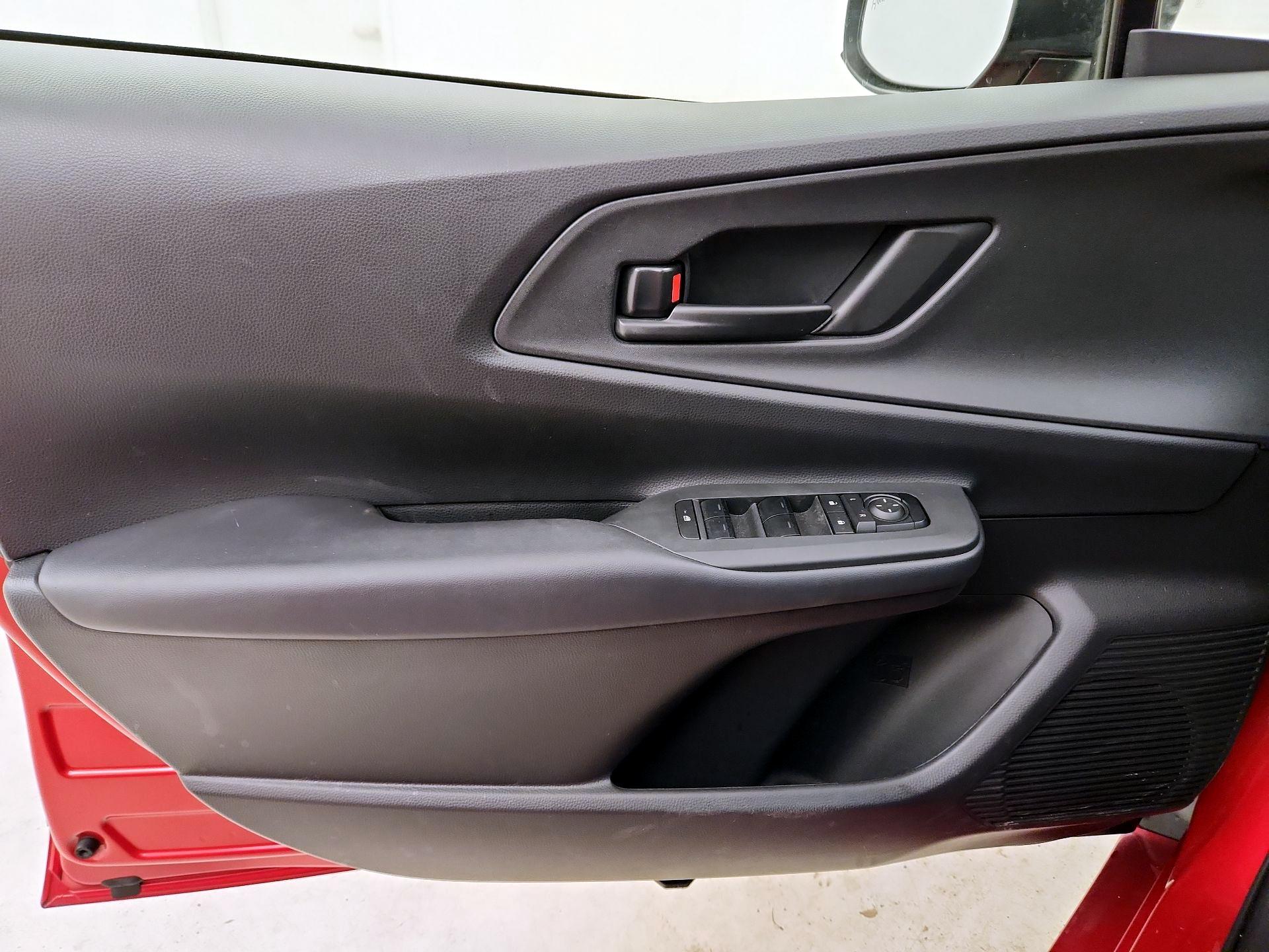 Thumbnail: 2024 Toyota Prius Prime - 10