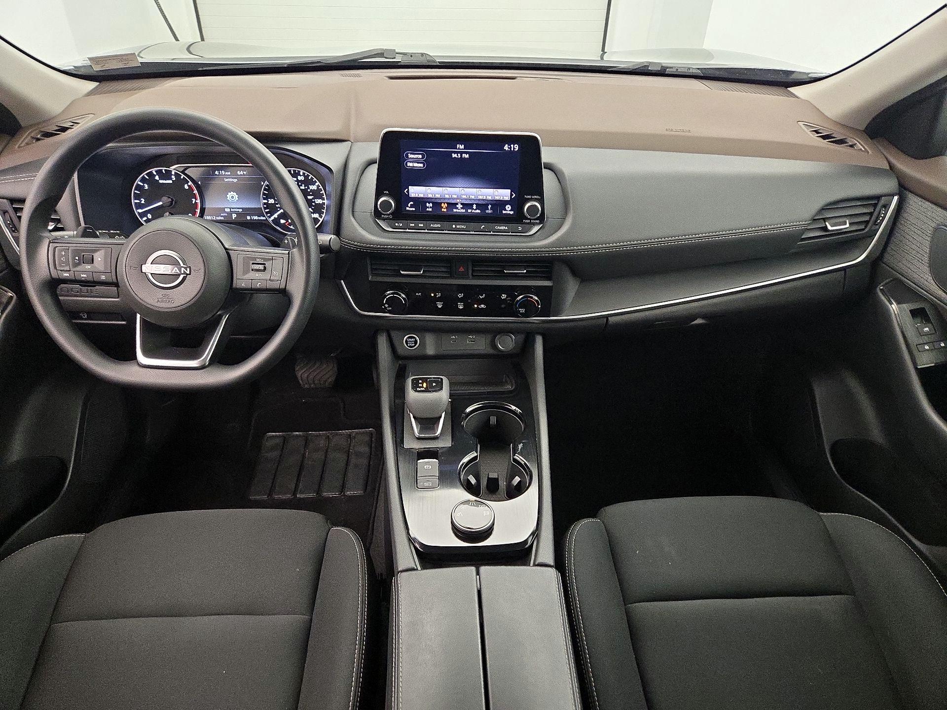 Thumbnail: 2023 Nissan Rogue - 9