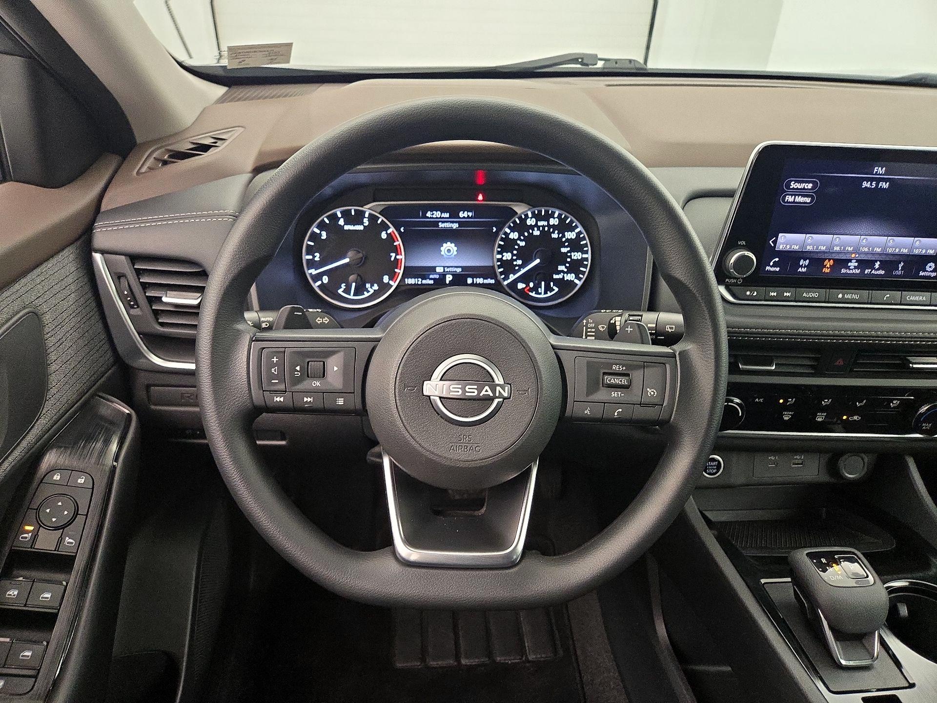 Thumbnail: 2023 Nissan Rogue - 10