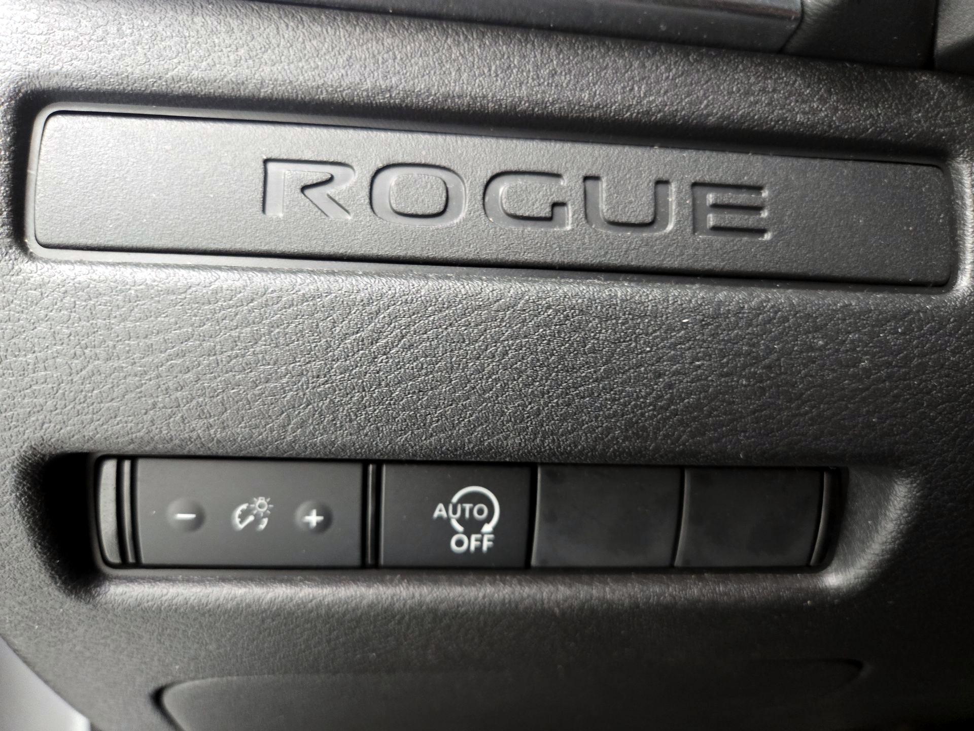 Thumbnail: 2023 Nissan Rogue - 13