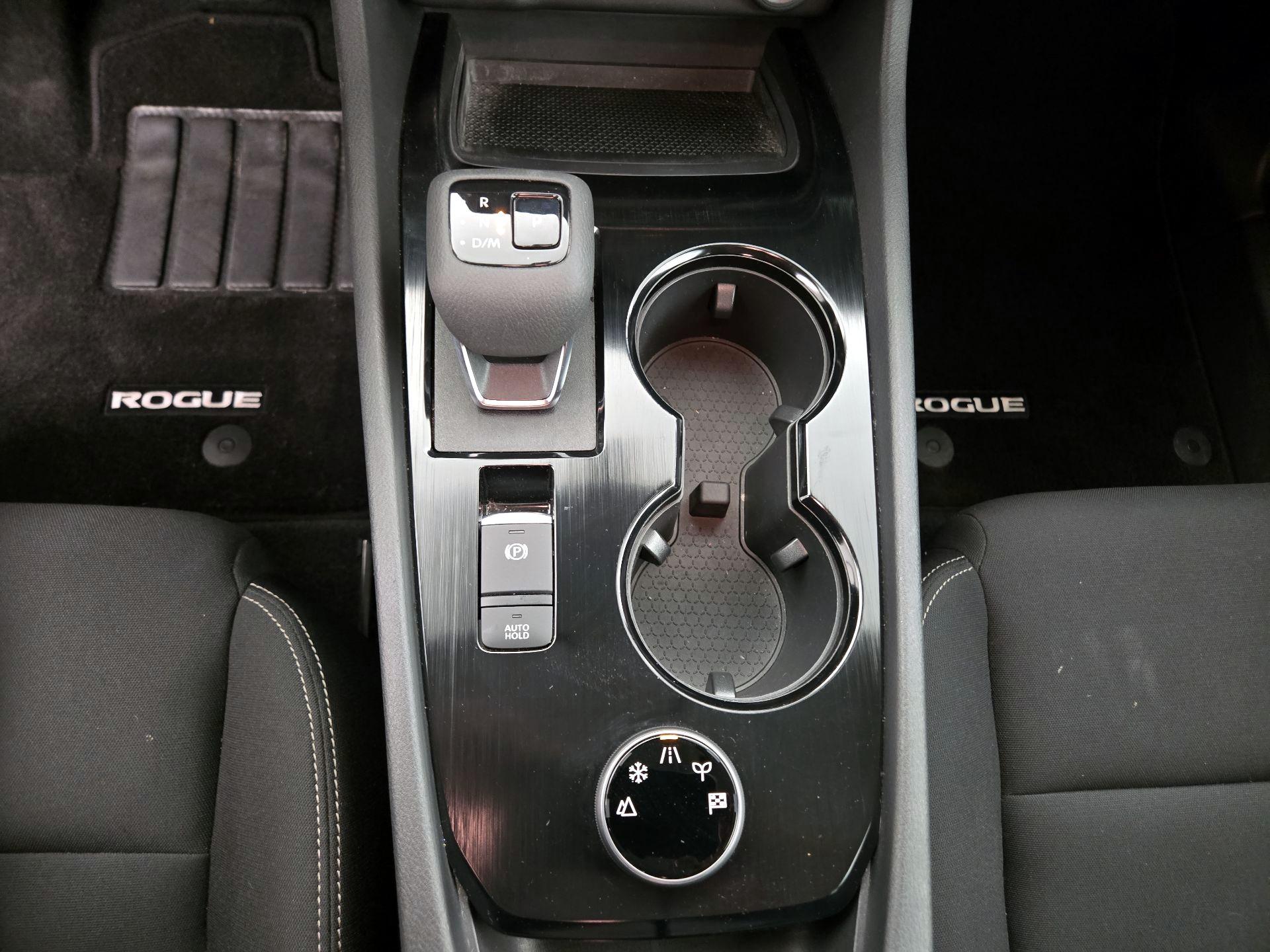 Thumbnail: 2023 Nissan Rogue - 17