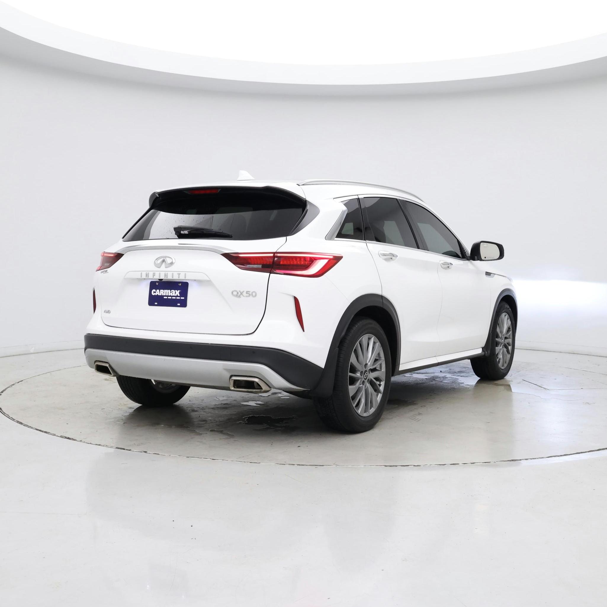 Thumbnail: 2023 INFINITI QX50 - 8