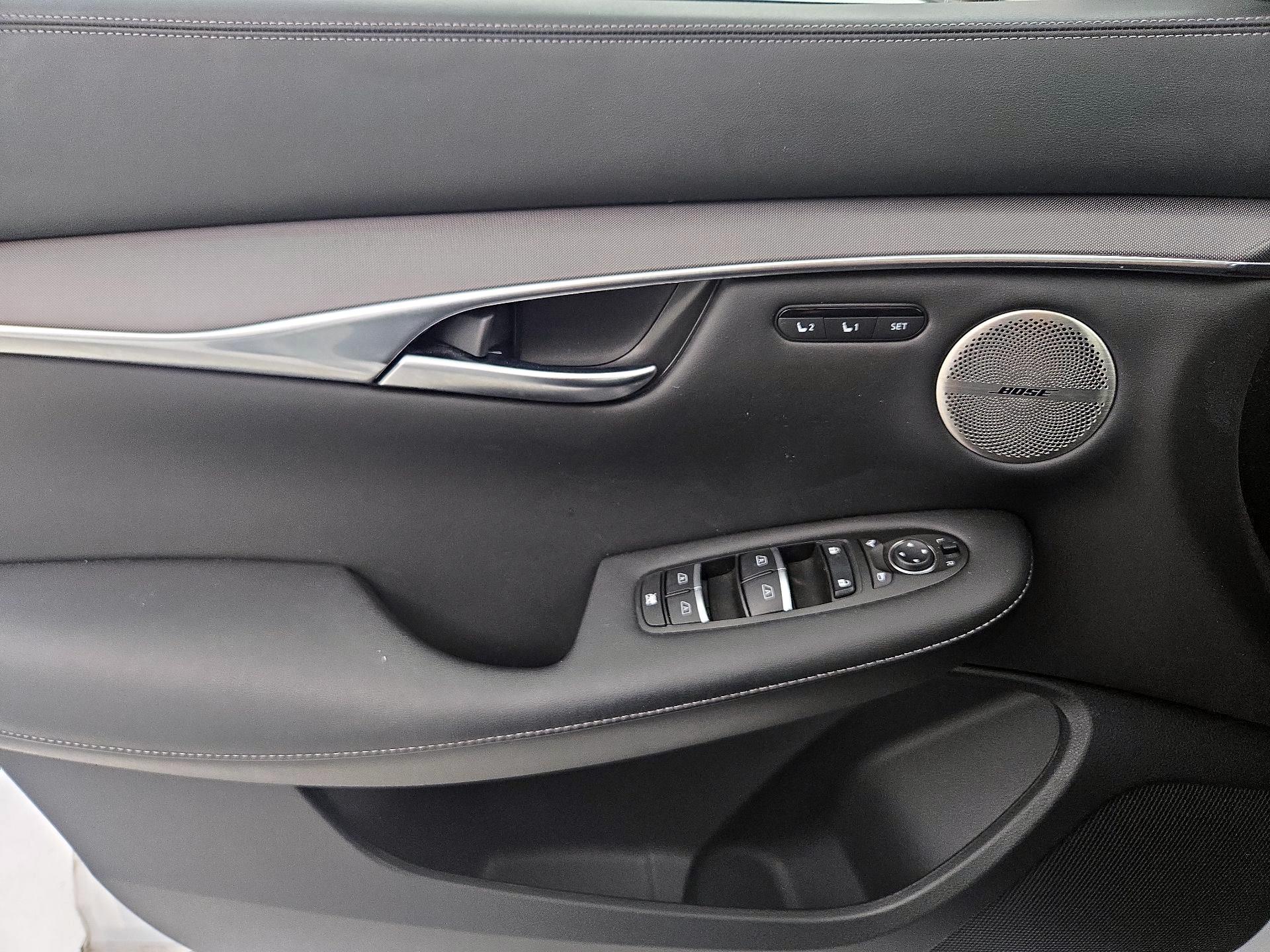 Thumbnail: 2023 INFINITI QX50 - 12