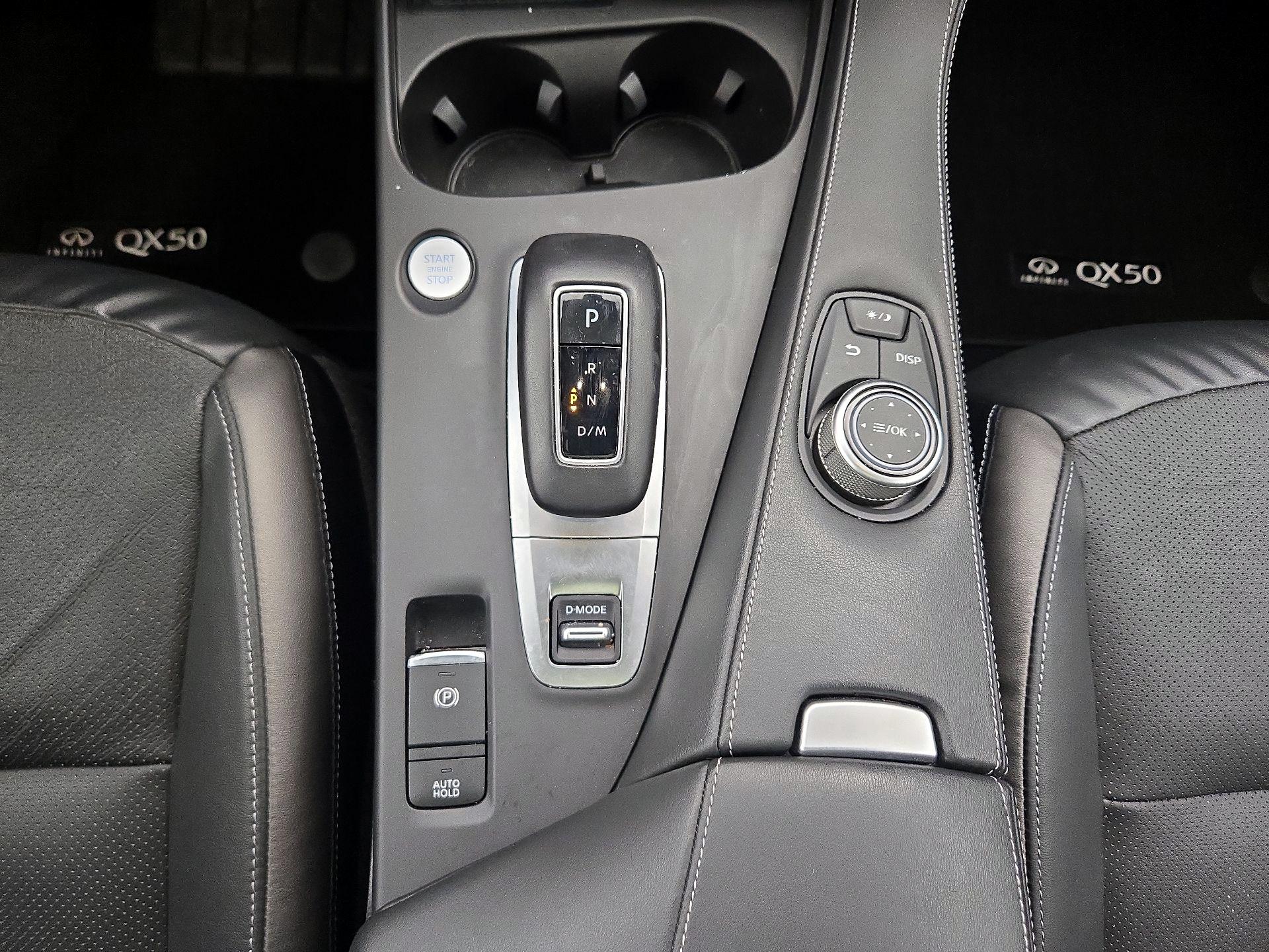 Thumbnail: 2023 INFINITI QX50 - 17