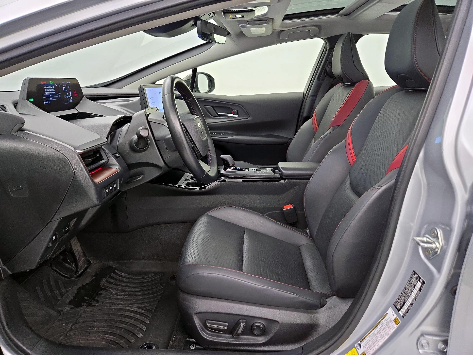 Thumbnail: 2024 Toyota Prius Prime - 11