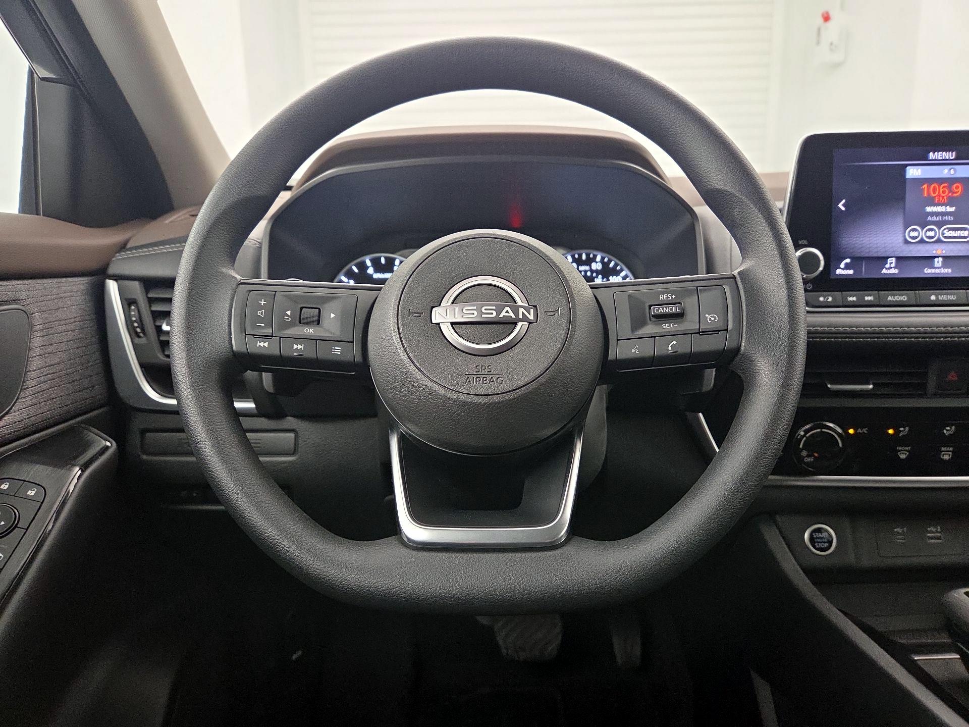 Thumbnail: 2023 Nissan Rogue - 10