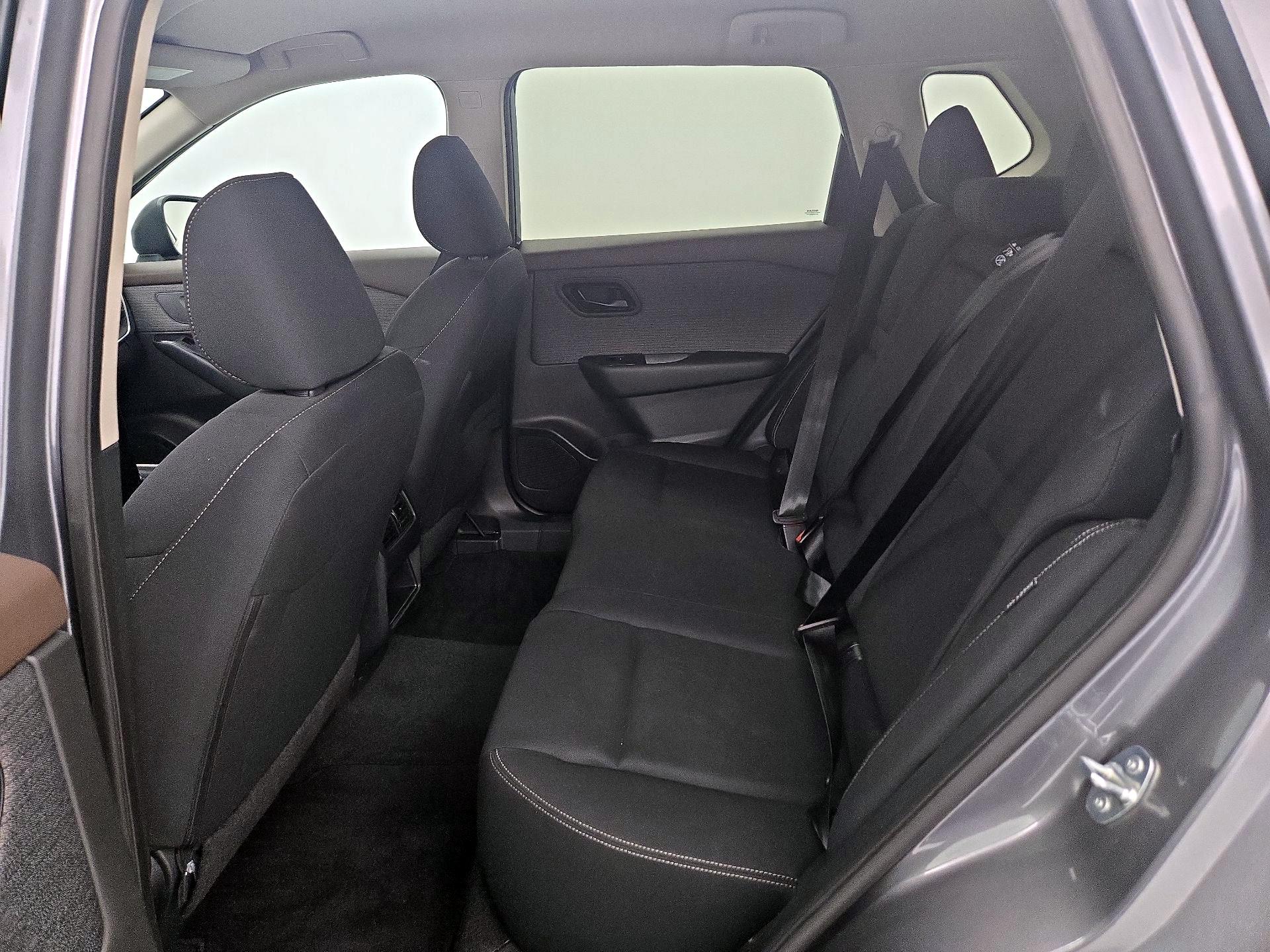 Thumbnail: 2023 Nissan Rogue - 19