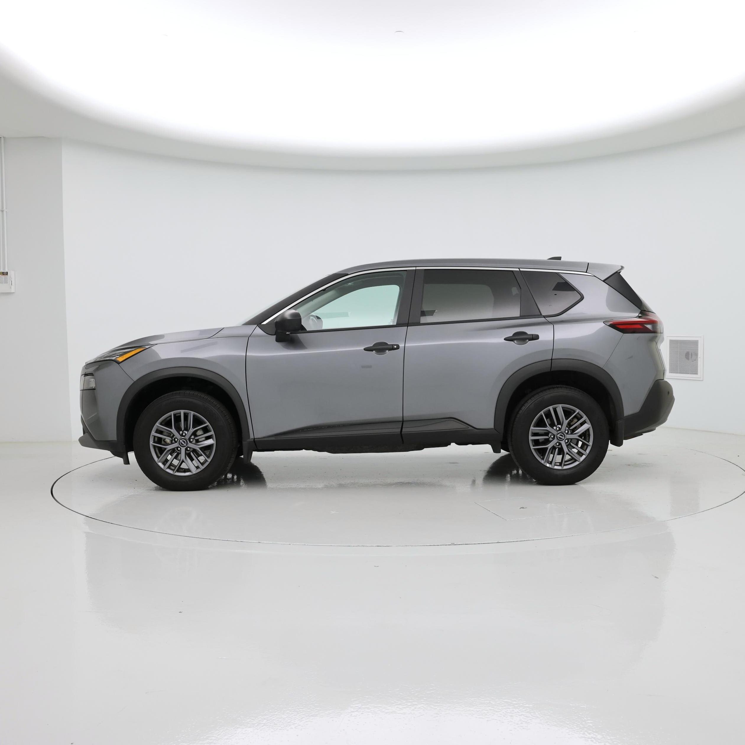 Thumbnail: 2023 Nissan Rogue - 3