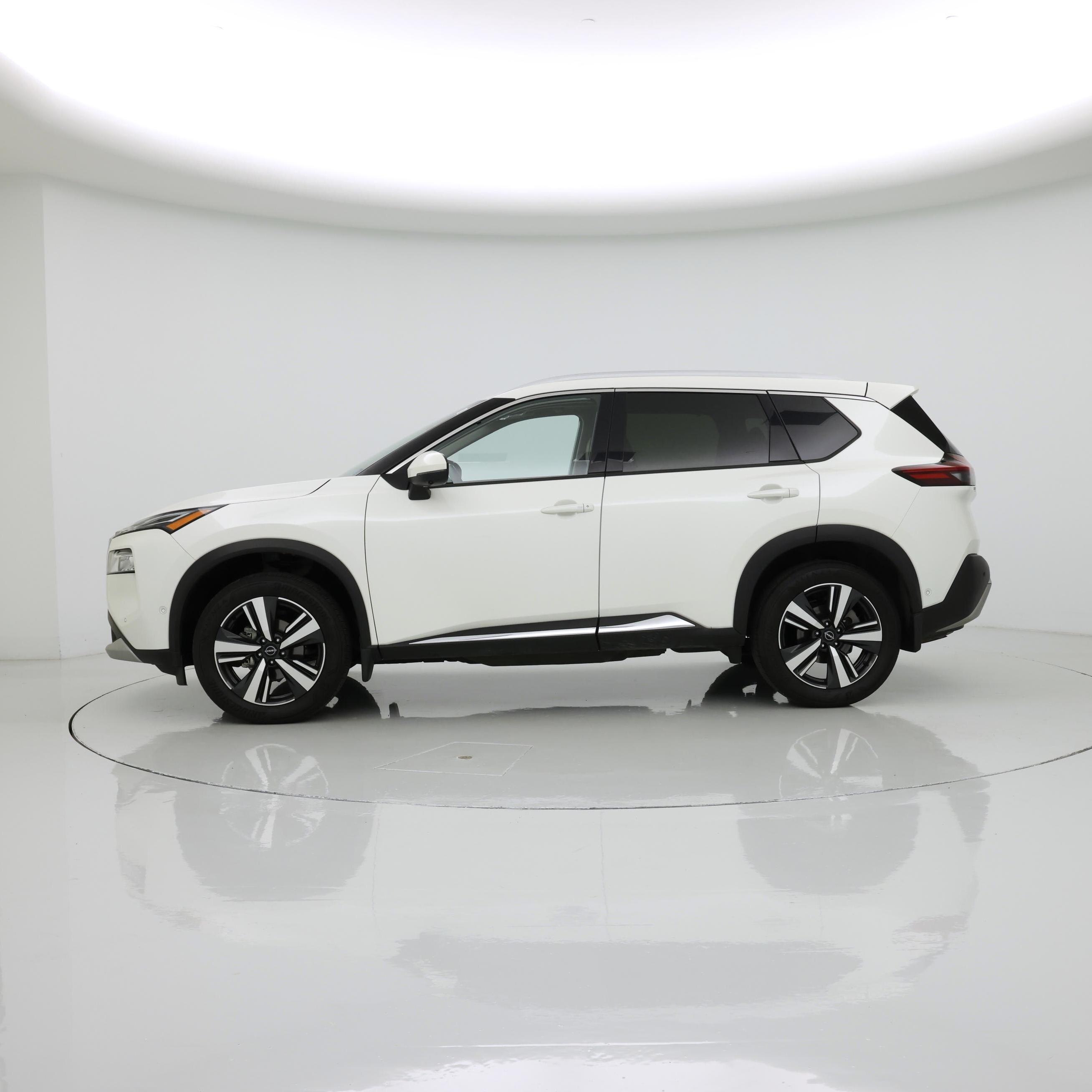 Thumbnail: 2023 Nissan Rogue - 3