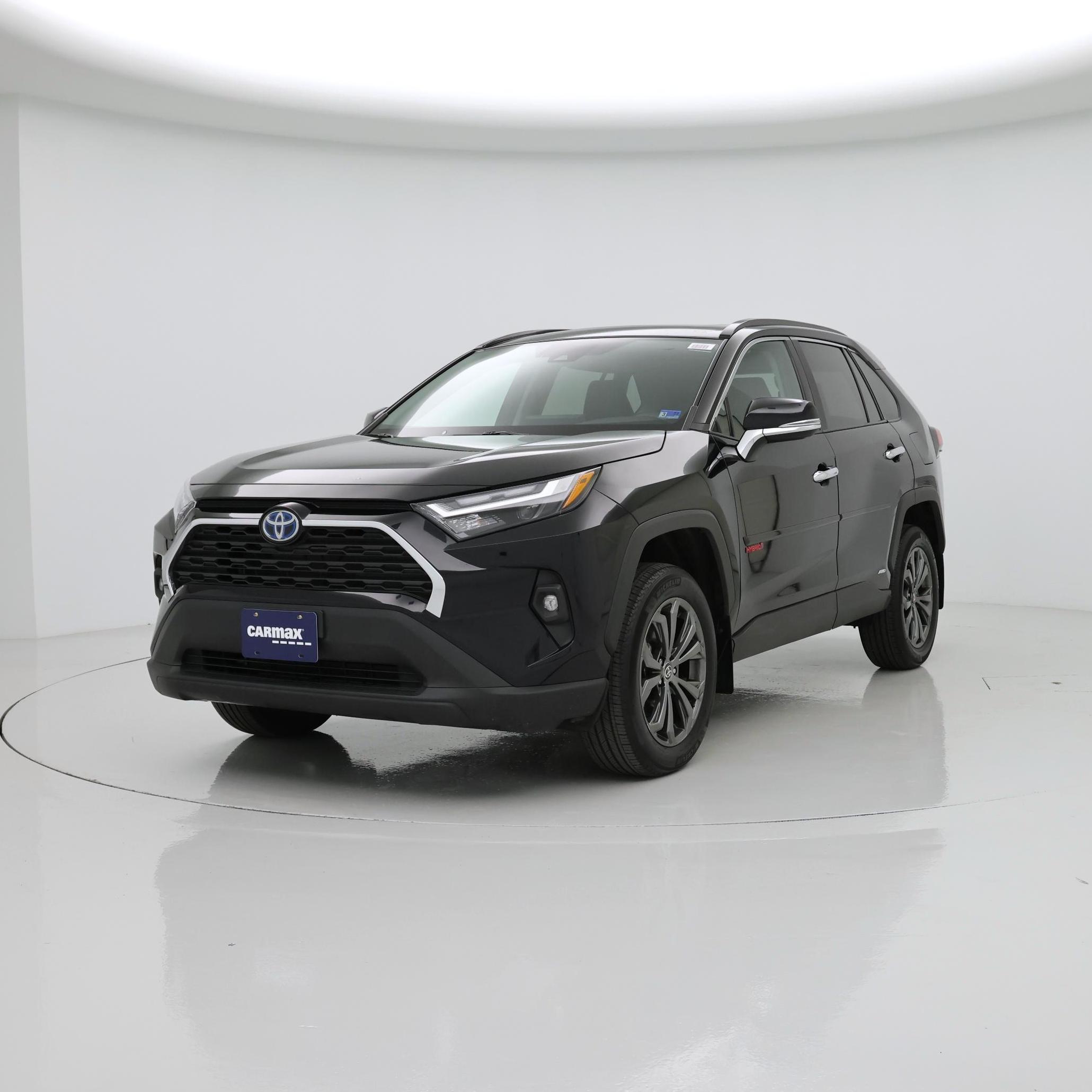 Thumbnail: 2022 Toyota RAV4 - 4