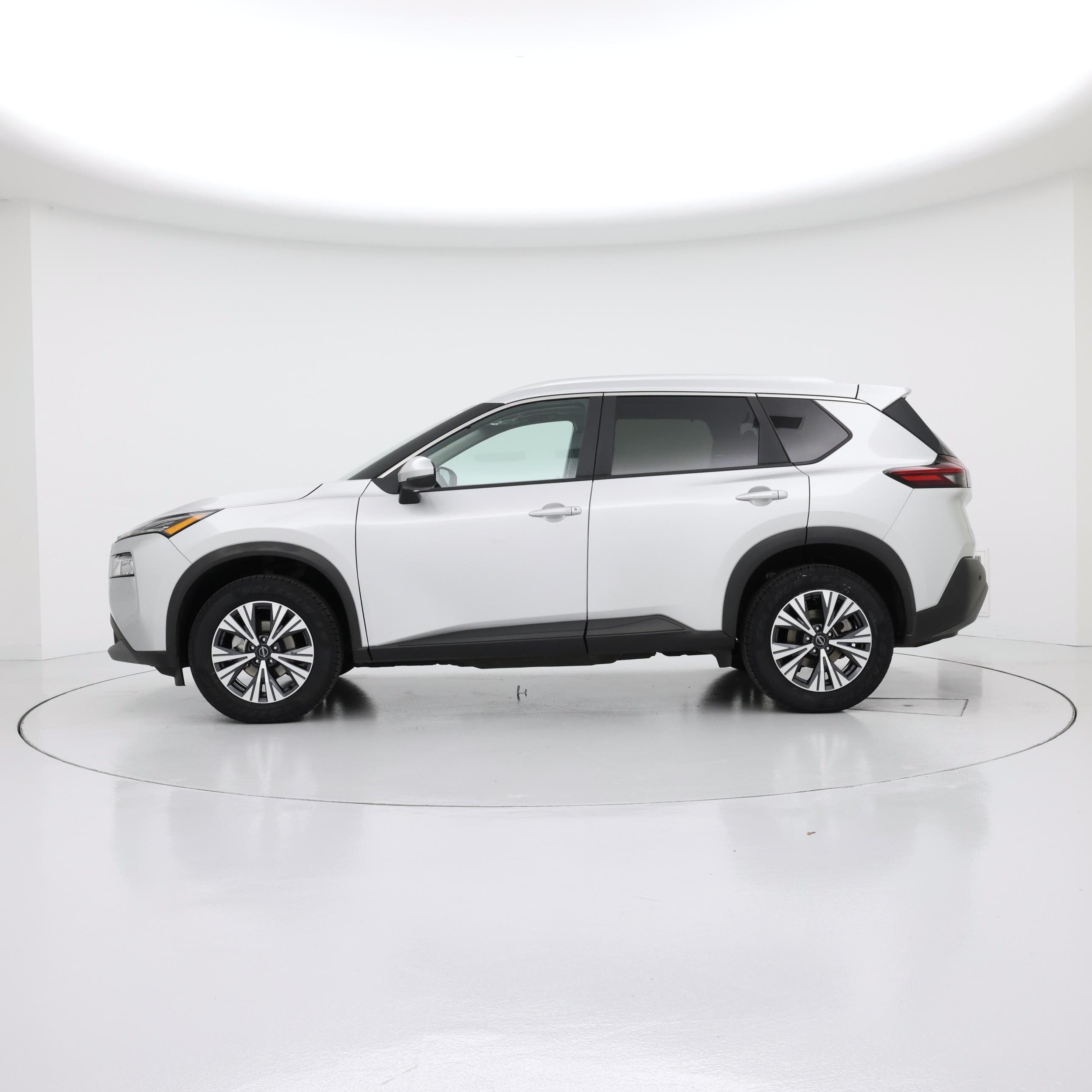 Thumbnail: 2023 Nissan Rogue - 3