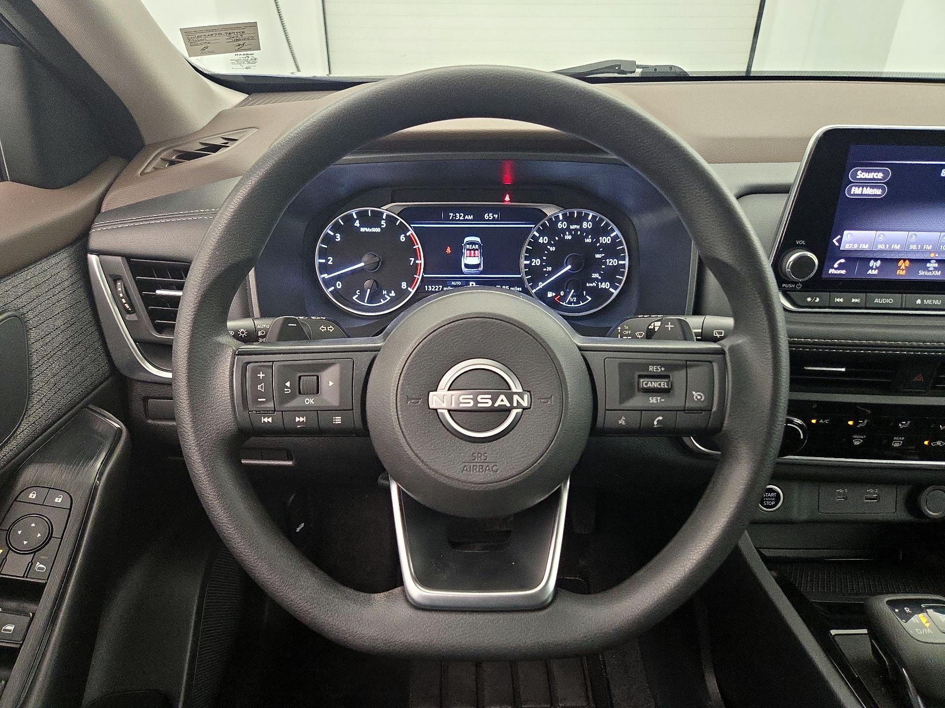 Thumbnail: 2023 Nissan Rogue - 10