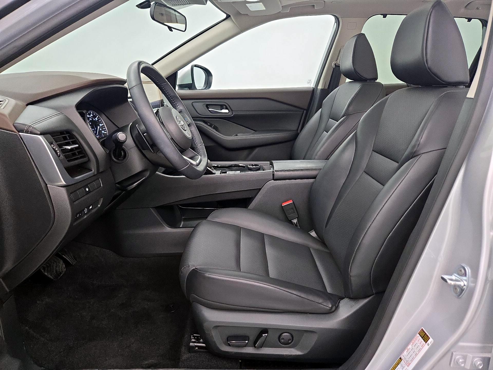 Thumbnail: 2023 Nissan Rogue - 11