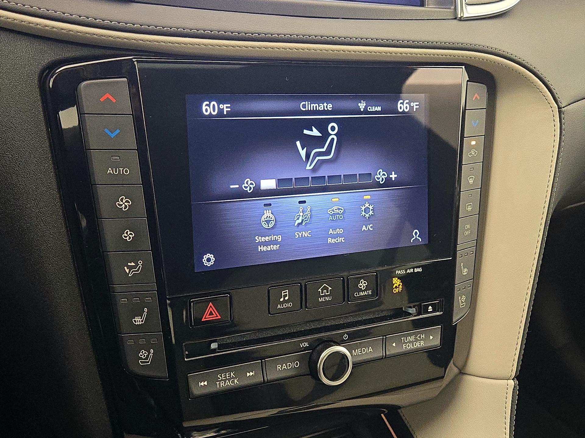 Thumbnail: 2023 INFINITI QX55 - 17